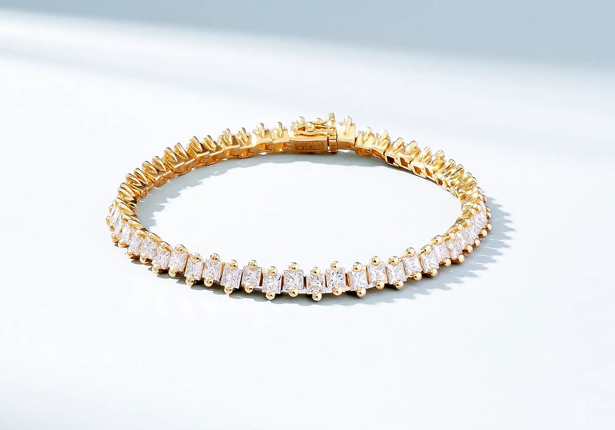 7 Princess Cut Diamond Tennis Bracelet In 14K Yellow Gold (5 Ct. tw 7 Princess Cut Diamond Tennis Bracelet In 14K Yellow Gold (5 Ct. tw