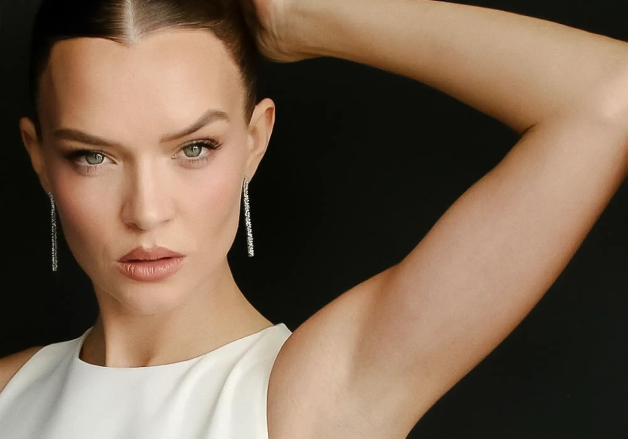 18k baguette diamond earrings