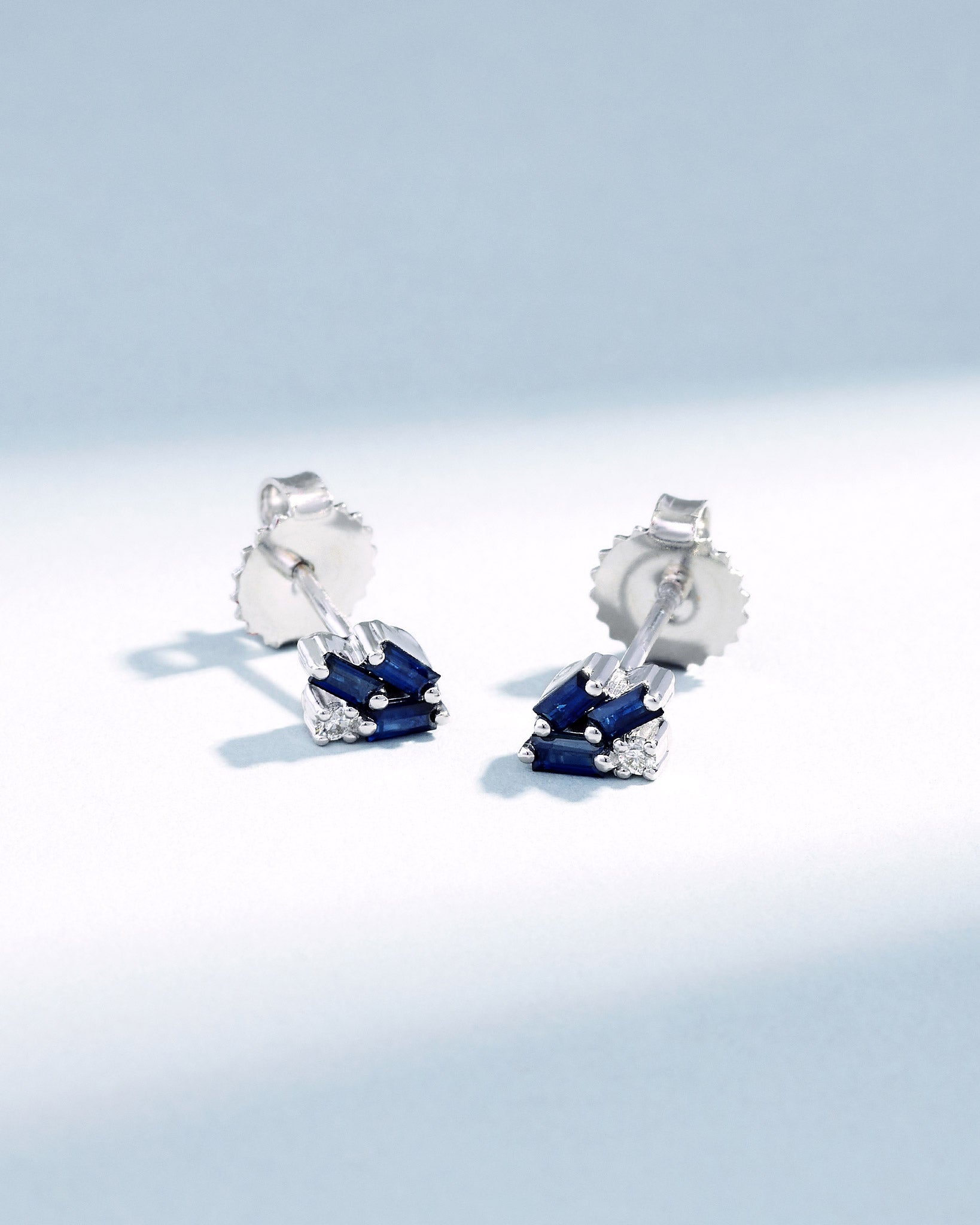 Suzanne Kalan Bold Cluster Dark Blue Sapphire Studs in 18k white gold