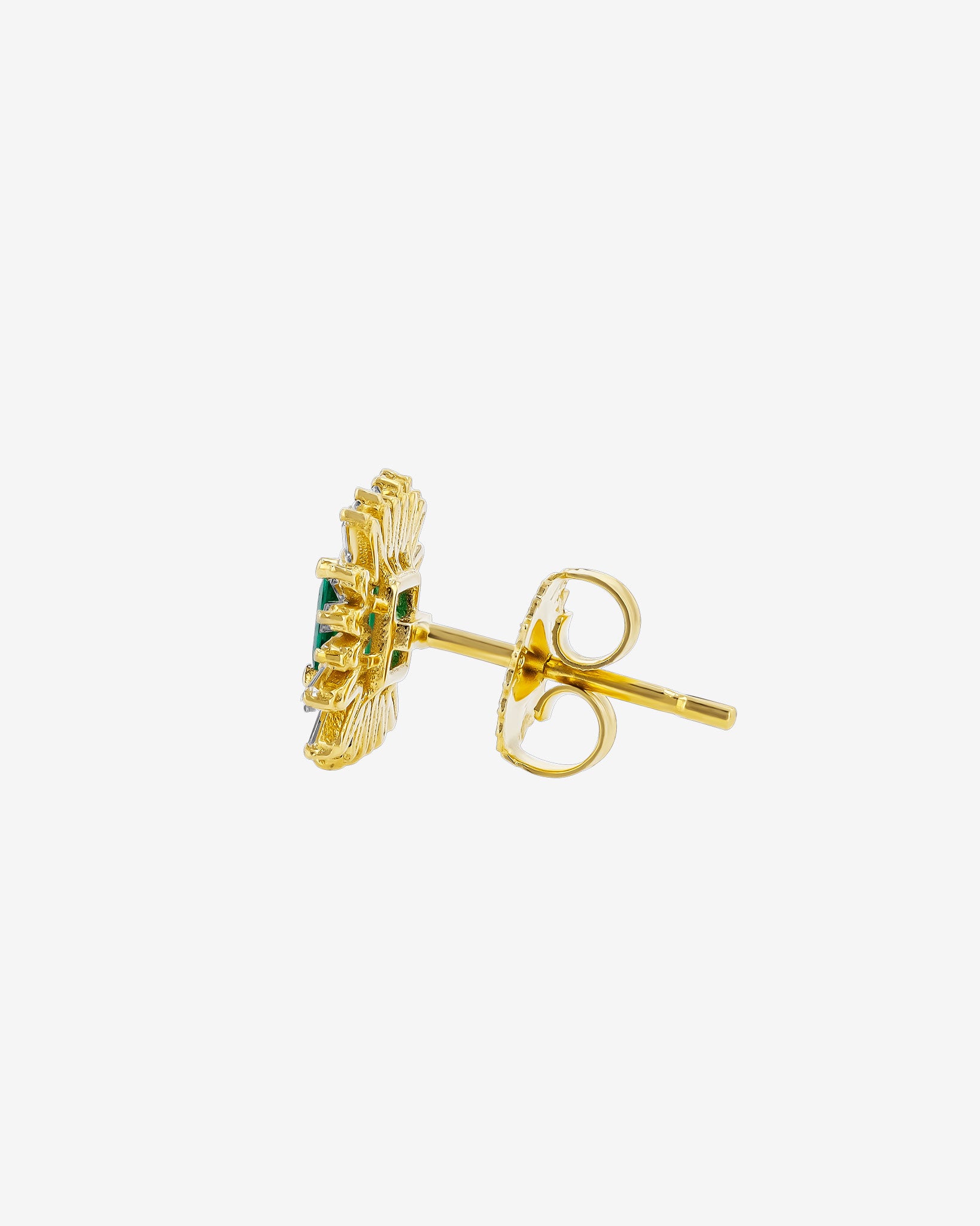 Suzanne Kalan Princess Midi Emerald Spark Studs in 18k yellow gold