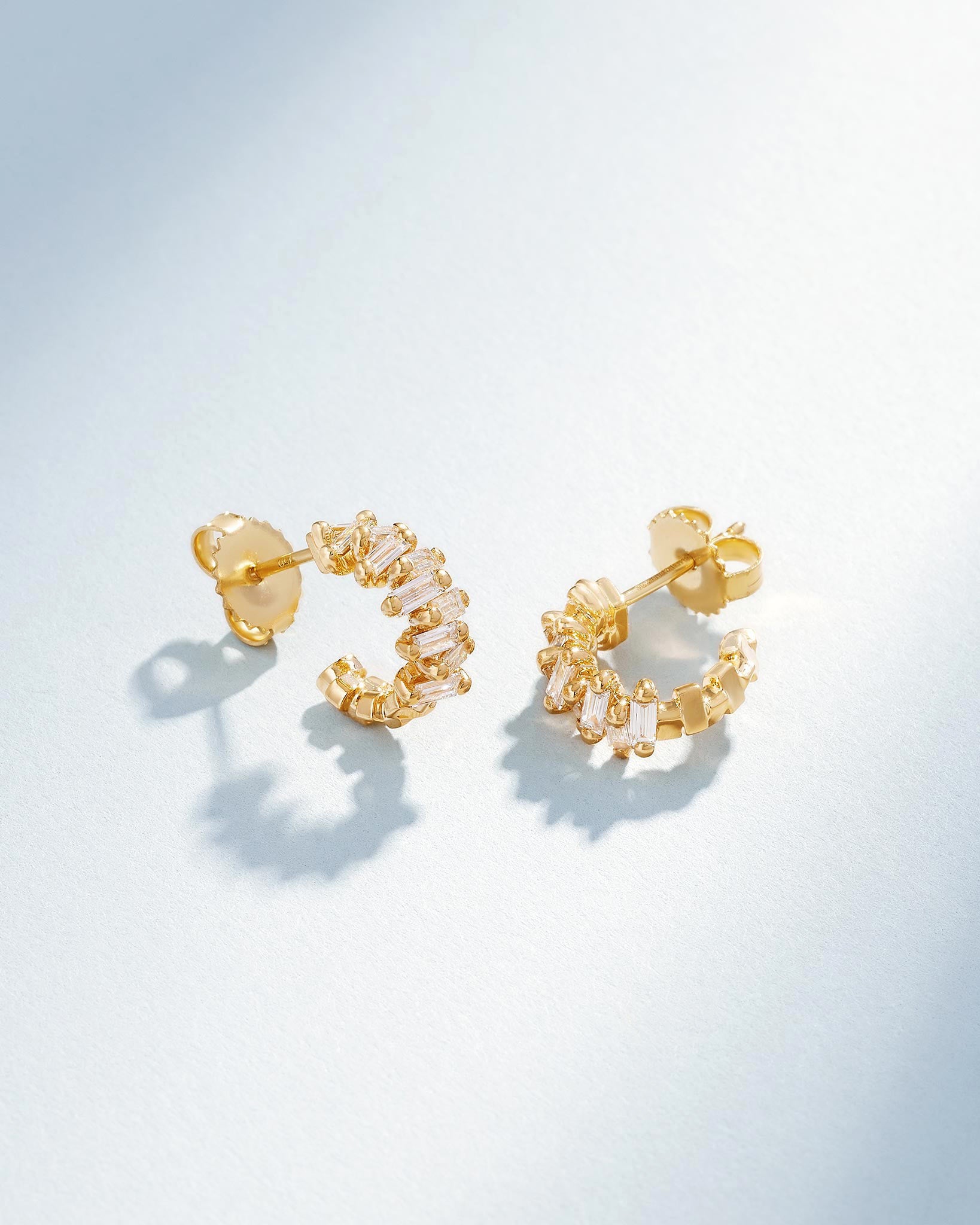 Suzanne Kalan Bold ZigZag Diamond Mini Hoops in 18k yellow gold