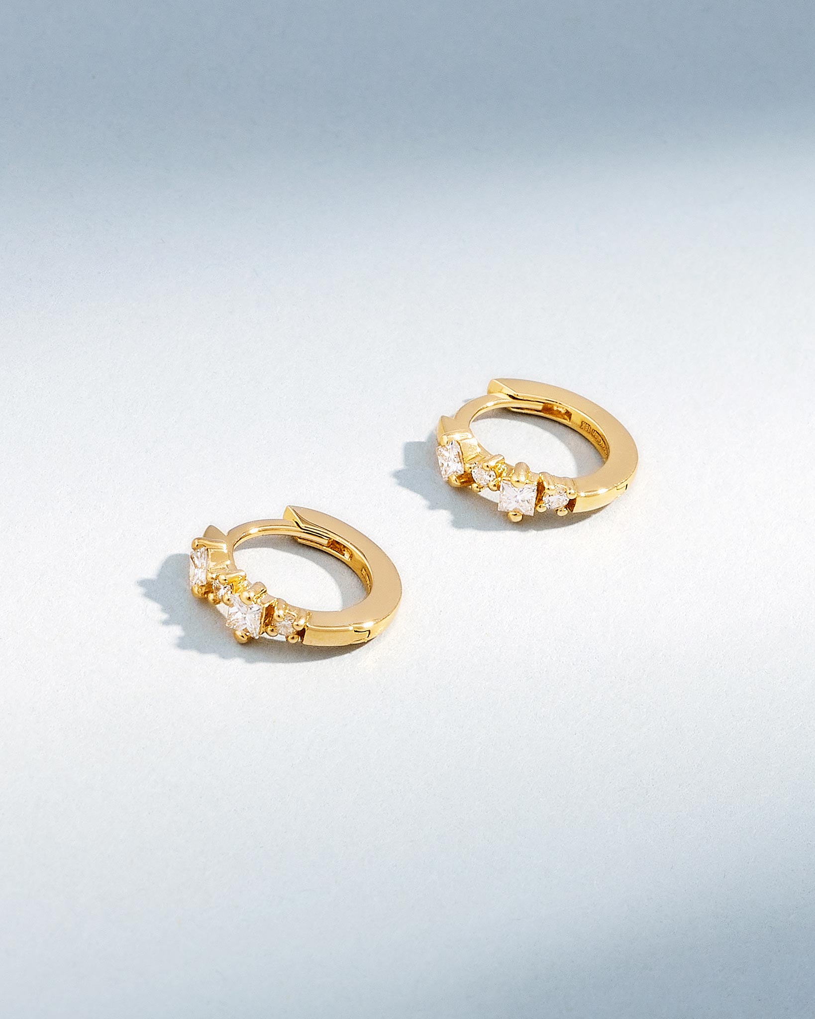 Suzanne Kalan Princess Diamond Mix Huggies in 18k yellow gold