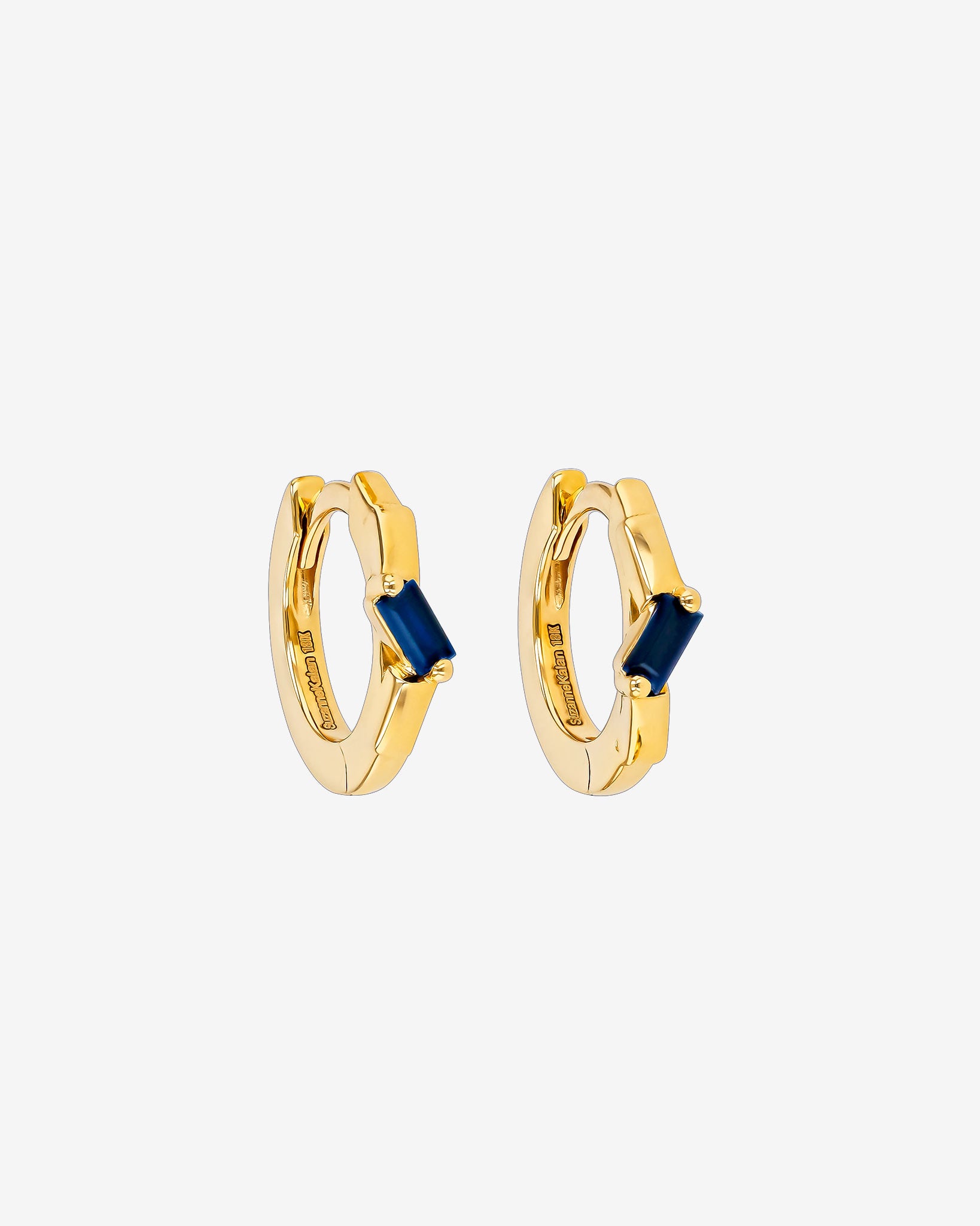 Suzanne Kalan Bold Single Dark Blue Sapphire Huggies in 18K yellow gold