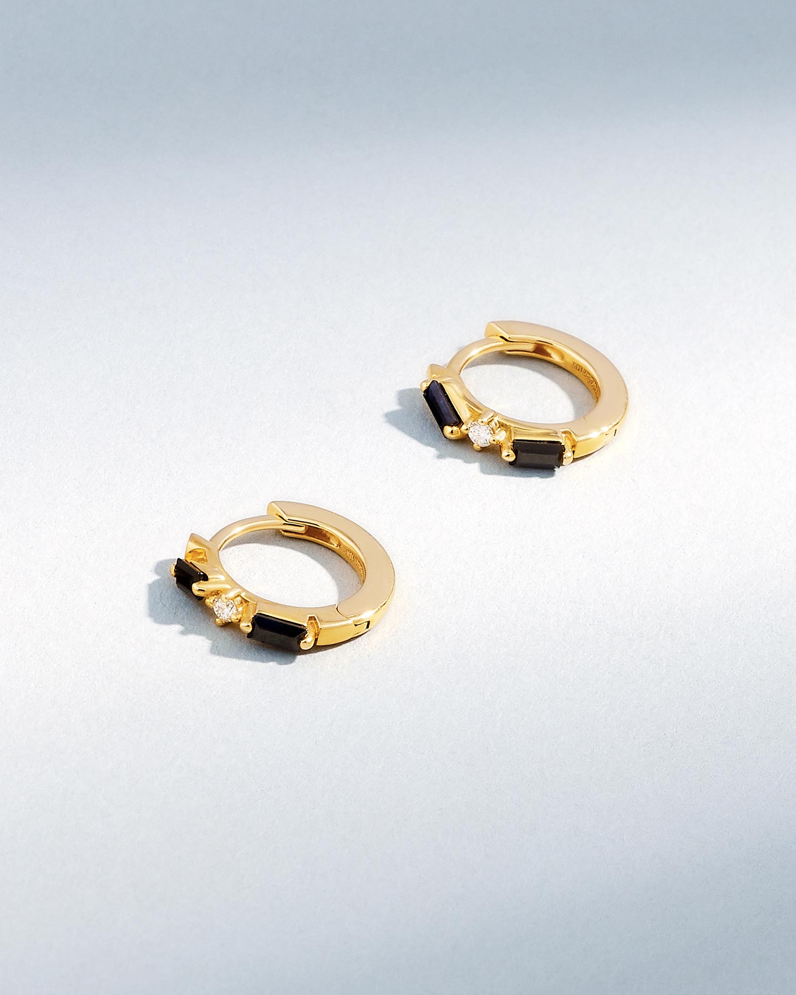 Suzanne Kalan Thin Mix Black Sapphire Huggies in 18K yellow gold