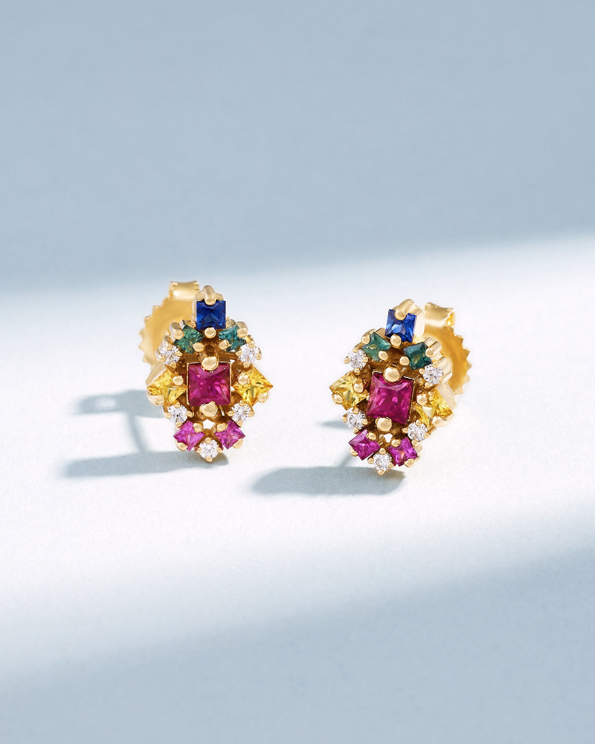 Suzanne Kalan La Fantaisie Star Rainbow Sapphire Studs in 18k yellow gold