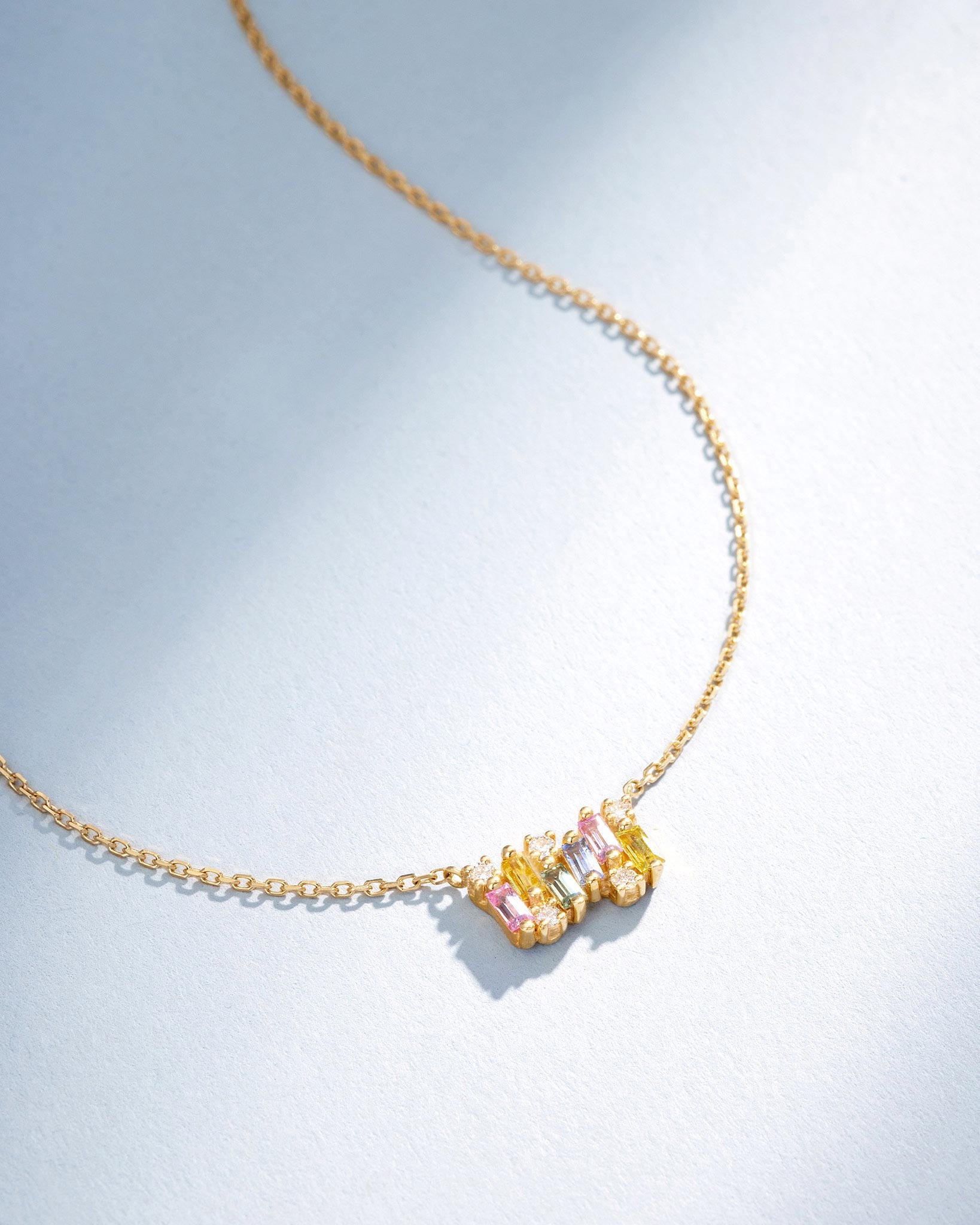 Suzanne Kalan Shimmer Pastel Sapphire Mini Bar Pendant in 18k yellow gold