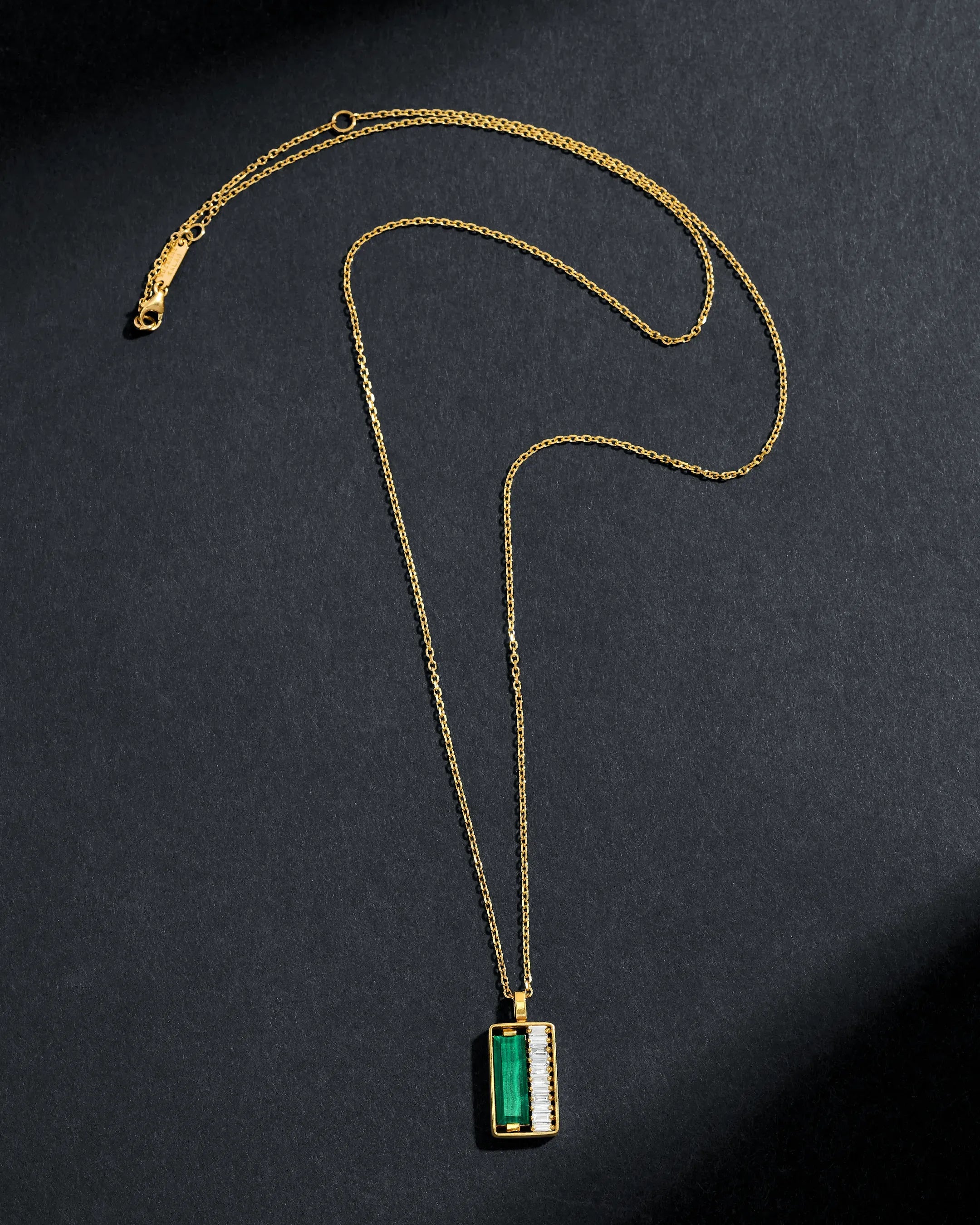 Suzanne Kalan Inlay Green Malachite & Diamond Medium Necklace in 18k yellow gold