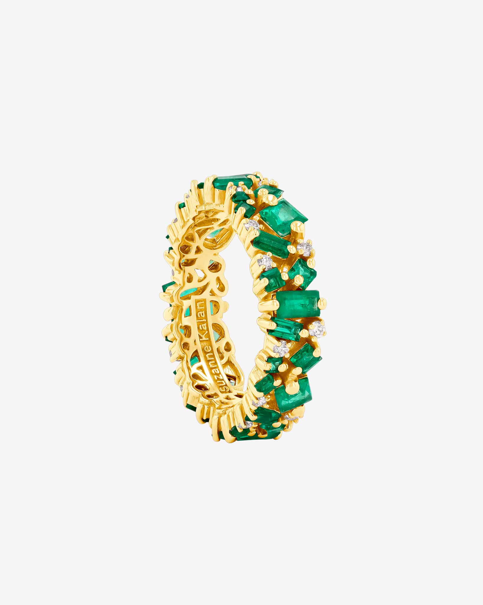 Suzanne Kalan La Fantaisie Emerald Eternity Band in 18k yellow gold