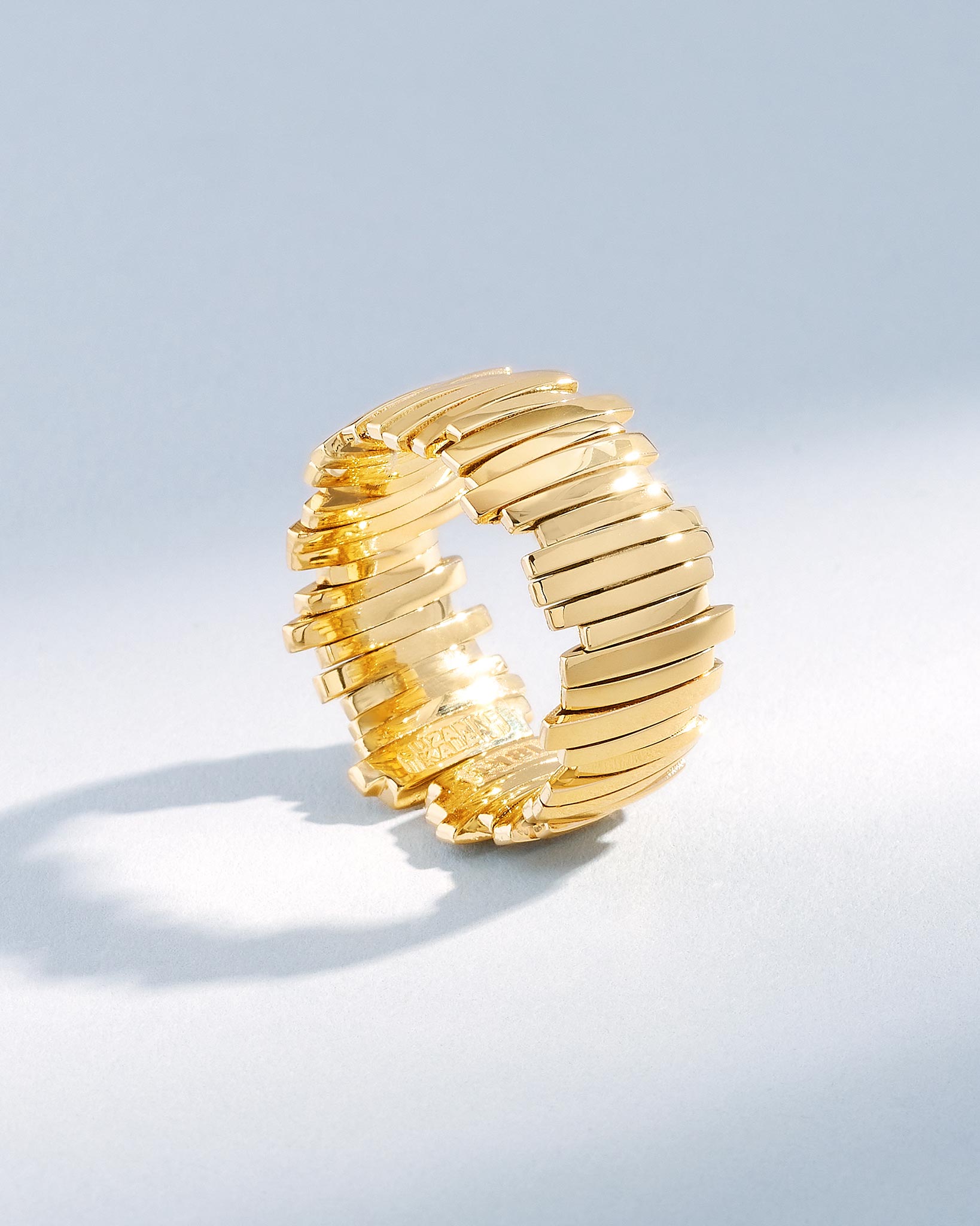 Suzanne Kalan Classic Gold Milli Band in 18k yellow gold