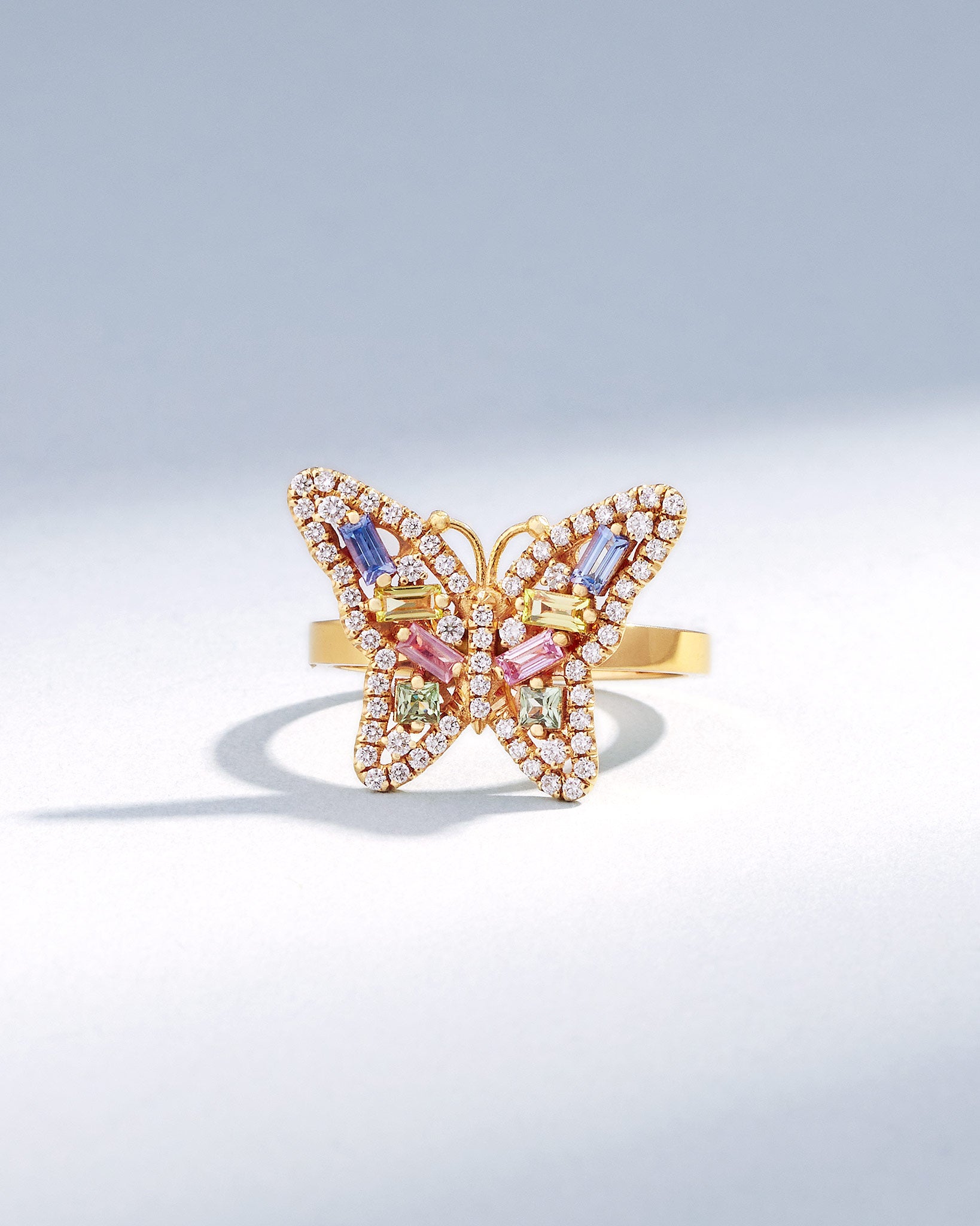 Suzanne Kalan Bold Small Butterfly Pastel Sapphire Ring in 18k yellow gold