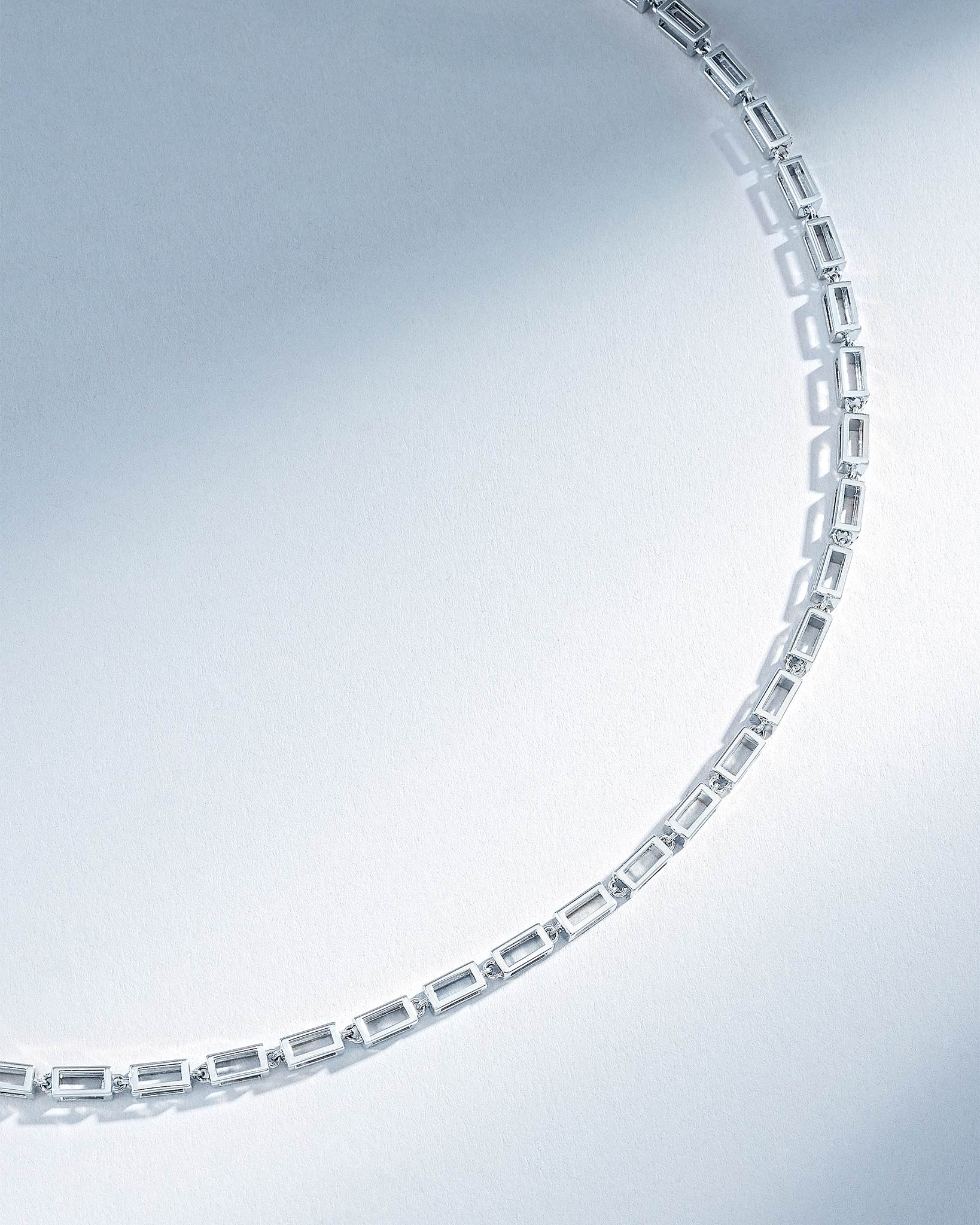 Suzanne Kalan Block-Chain Air Medium Necklace in 18k white gold