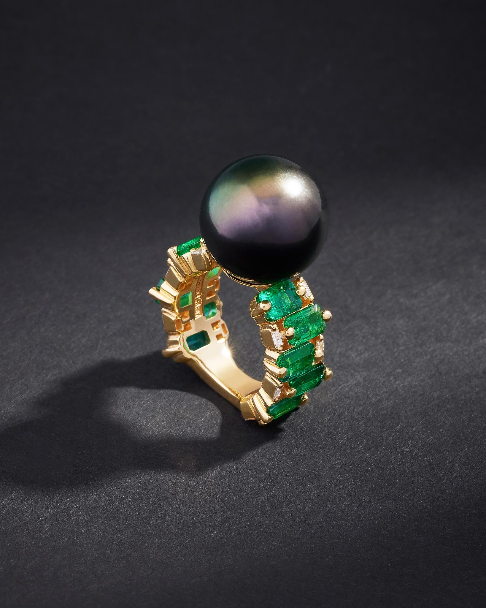 Suzanne Kalan One of a Kind Black South Sea Pearl Ring with Emerald-Cut Emeralds in 18k yellow gold