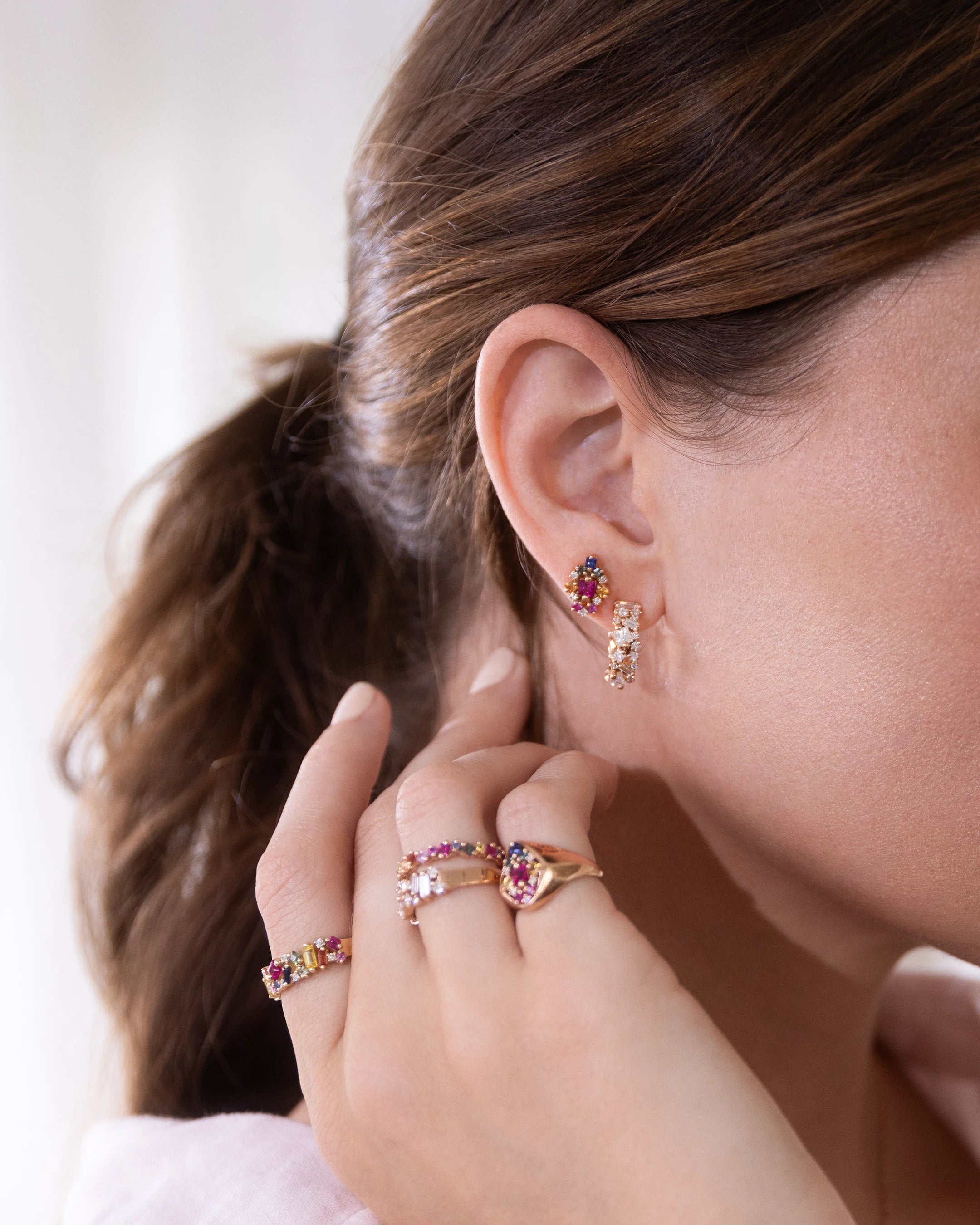 Suzanne Kalan La Fantaisie Diamond Mini Hoops in 18k rose gold