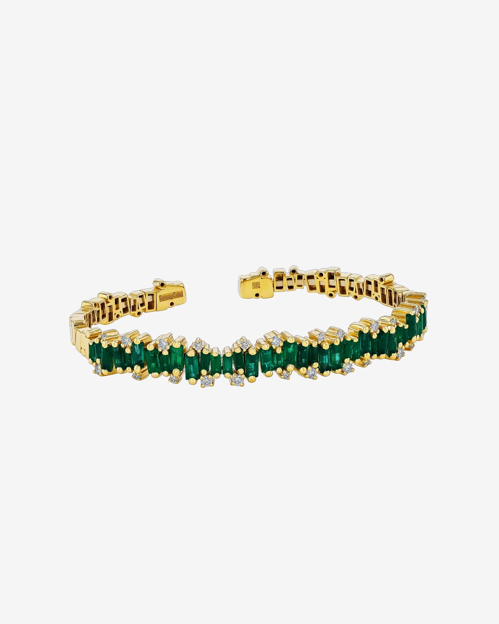 Suzanne Kalan Shimmer Audrey Emerald Bangle in 18k yellow gold
