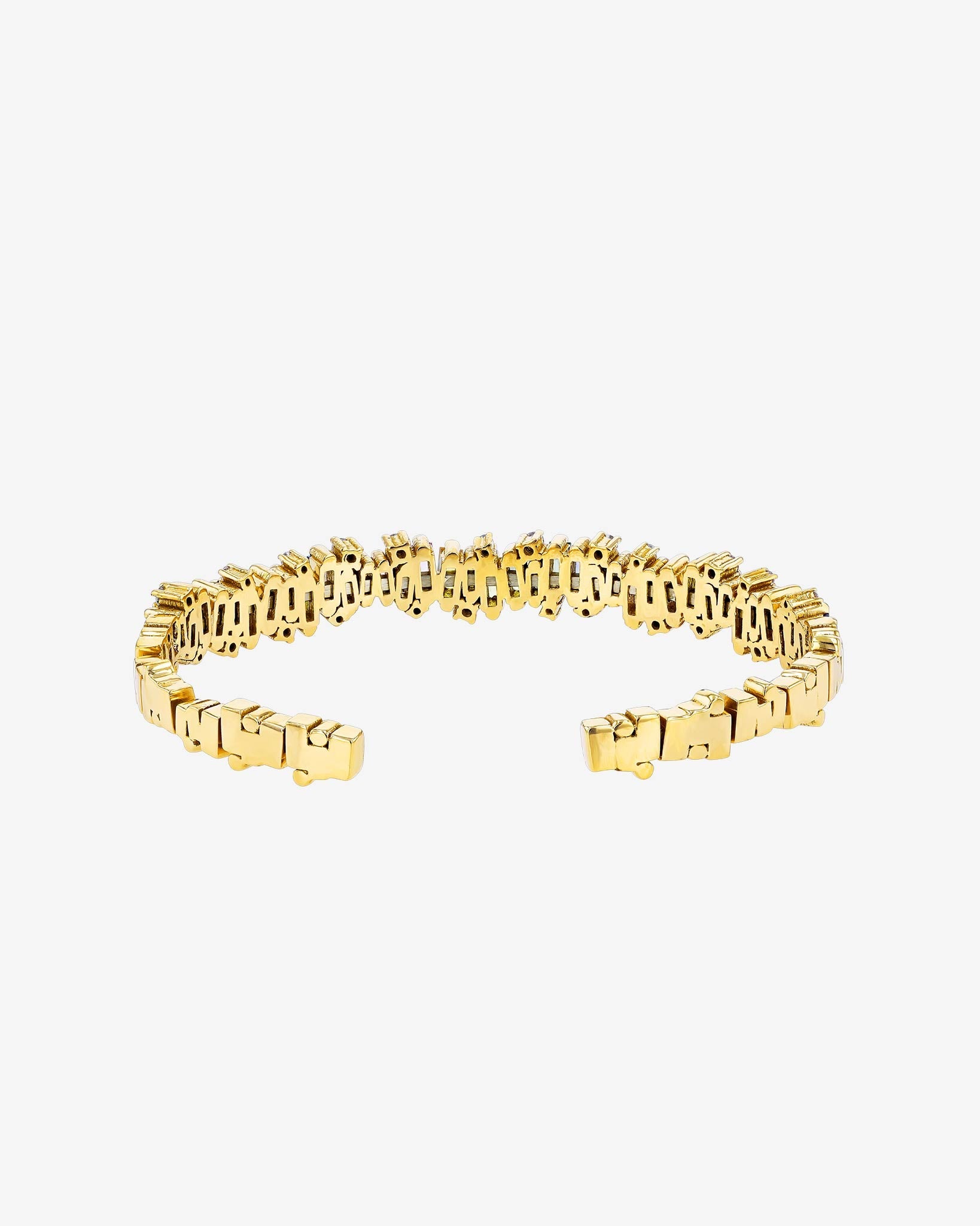Suzanne Kalan Shimmer Audrey Pastel Sapphire Bangle in 18k yellow gold