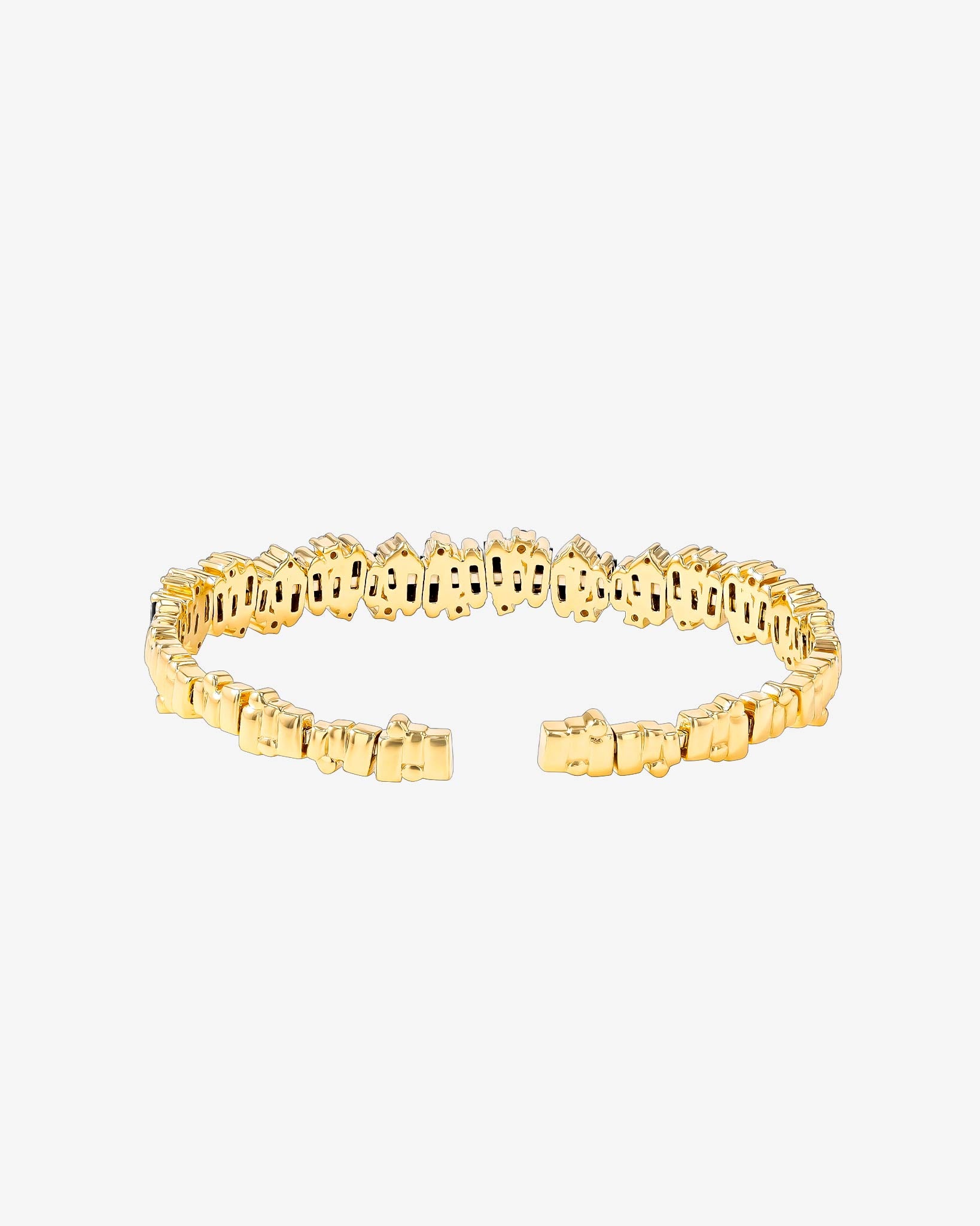 Suzanne Kalan Shimmer Audrey Black Sapphire Bangle in 18k yellow gold