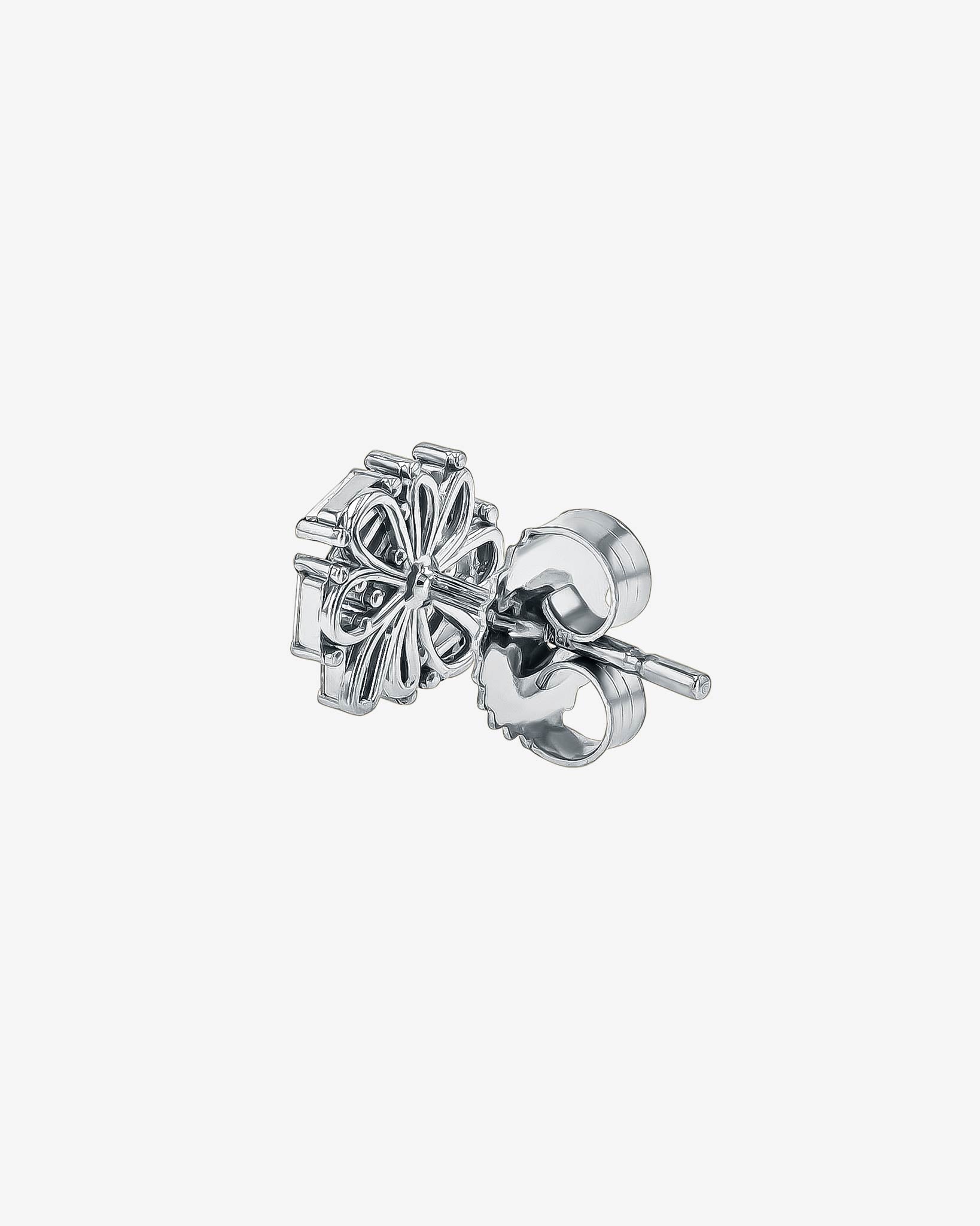 Suzanne Kalan Classic Diamond Round Studs in 18k white gold