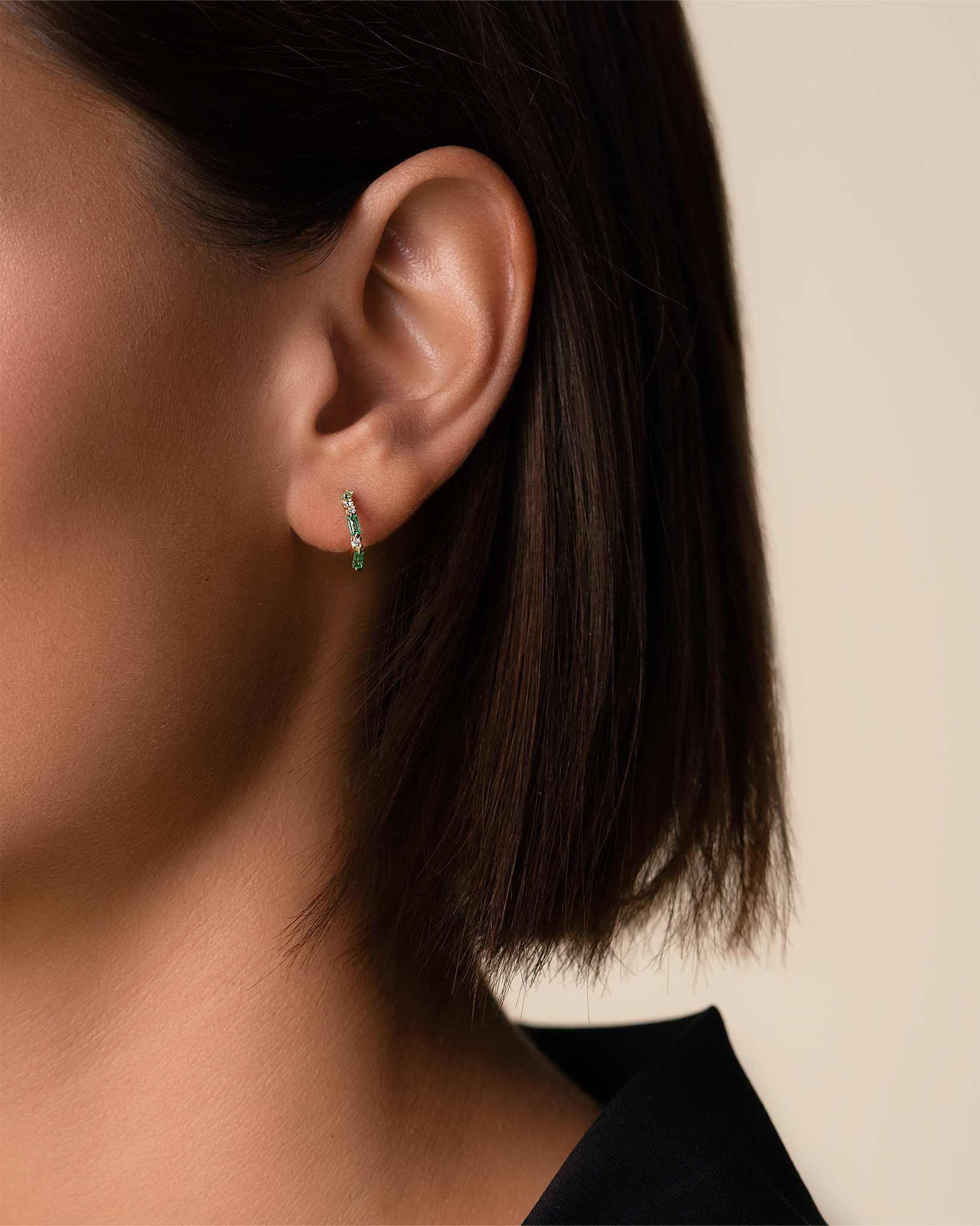 Suzanne Kalan Thin Mix Mini Emerald Hoops in 18k yellow gold