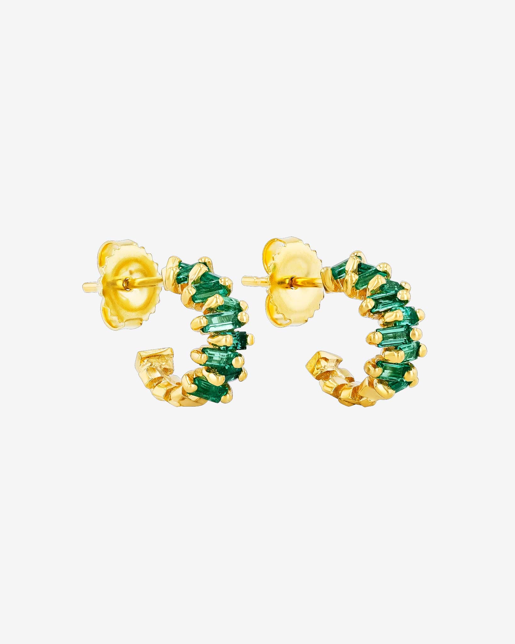 Suzanne Kalan Bold ZigZag Emerald Mini Hoops in 18k yellow gold