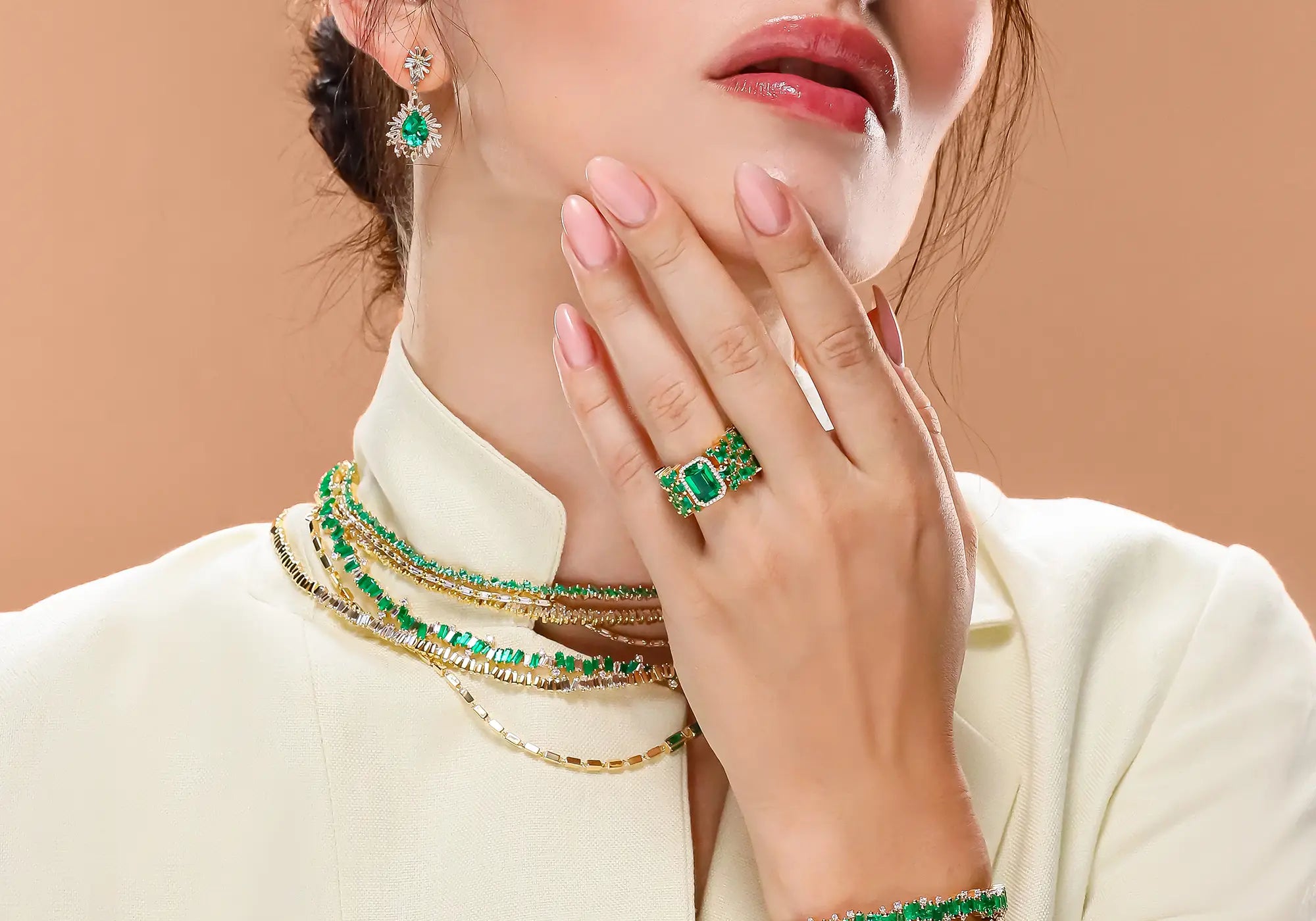 18k emerald tennis necklace