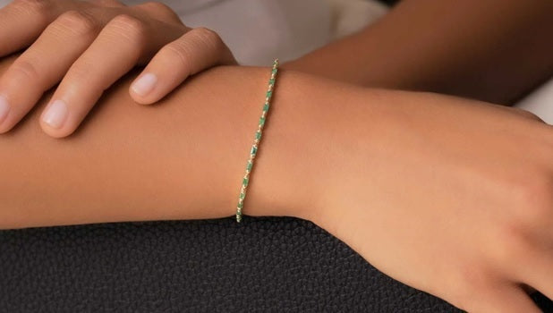 10 Reasons Why an Emerald Bracelet Belongs on Your Wrist (And Maybe in Your Secret Stash)