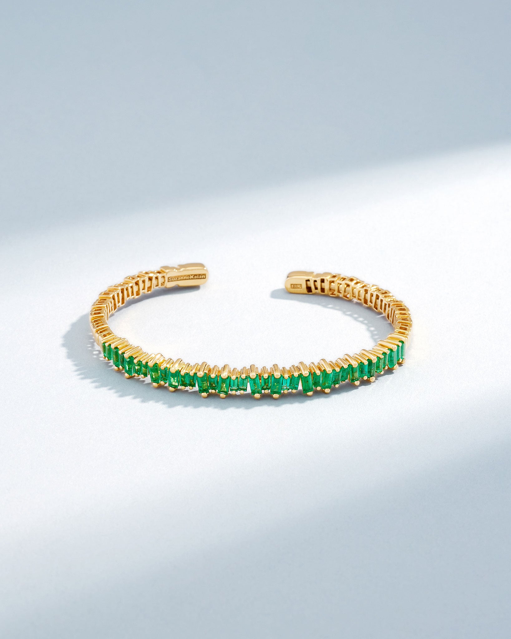 Suzanne Kalan Bold Emerald Bangle in 18k yellow gold