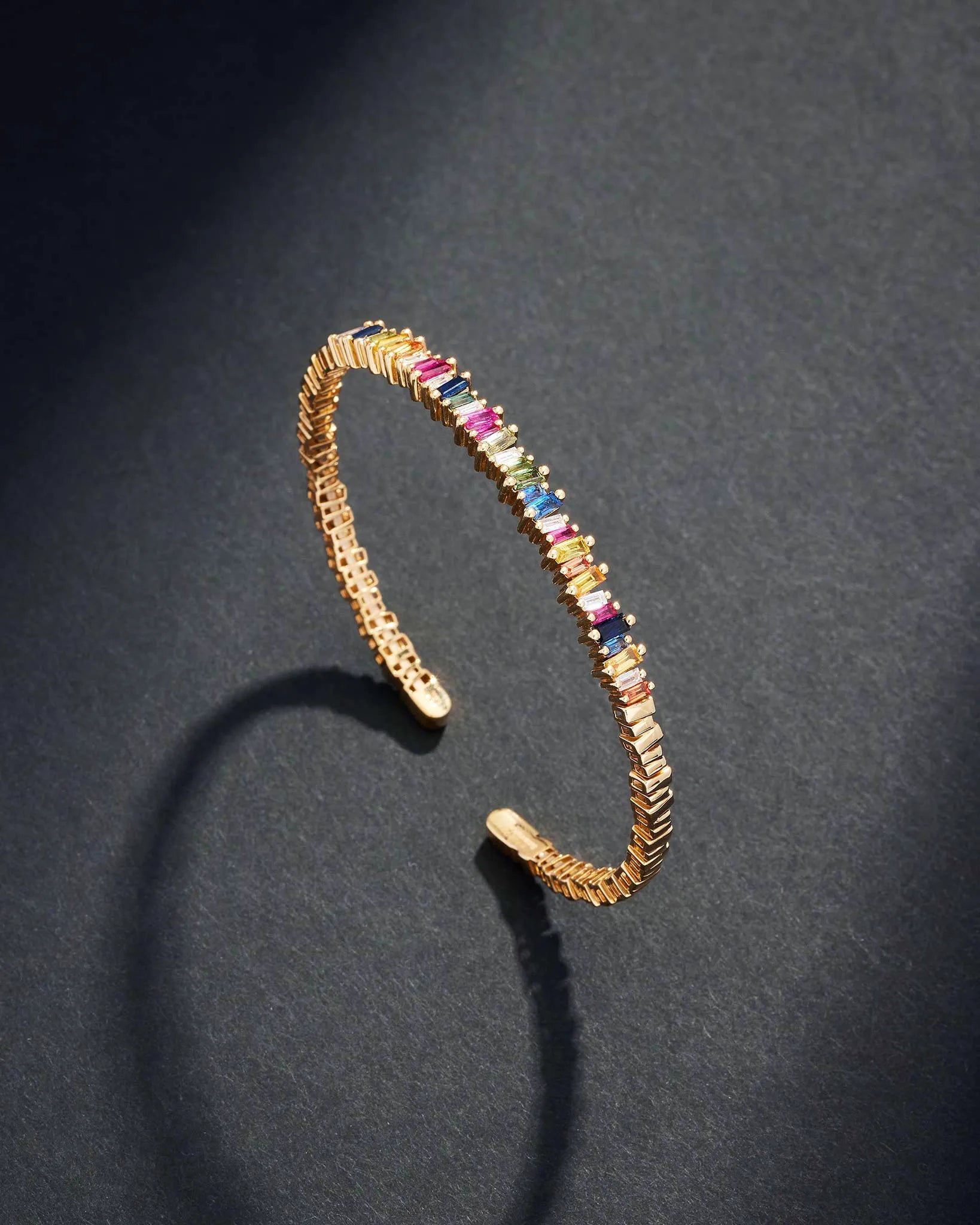Suzanne Kalan Men's Bold Rainbow Sapphire Bangle in 18k yellow gold