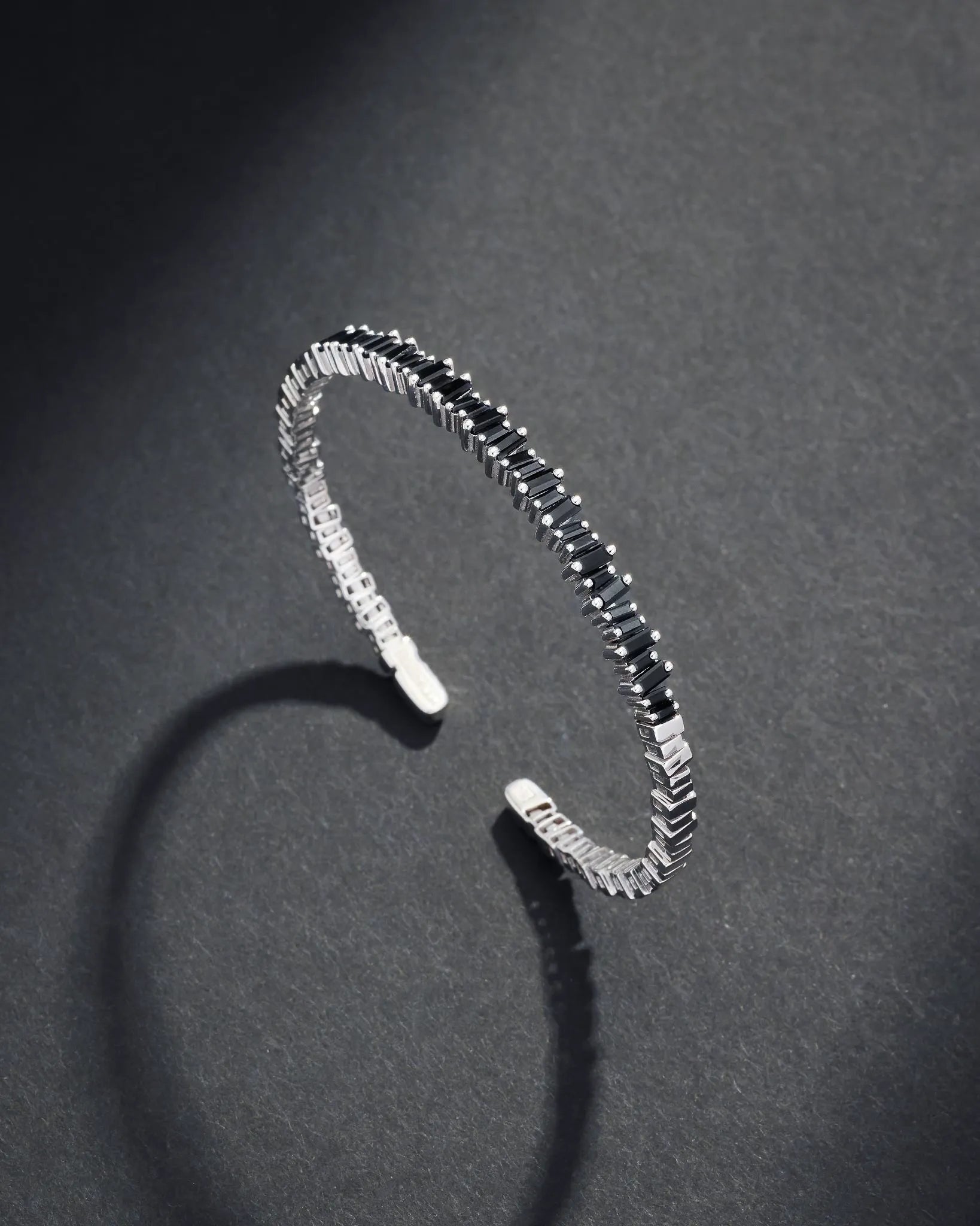 Suzanne Kalan Men's Bold Black Sapphire Bangle in 18k white gold