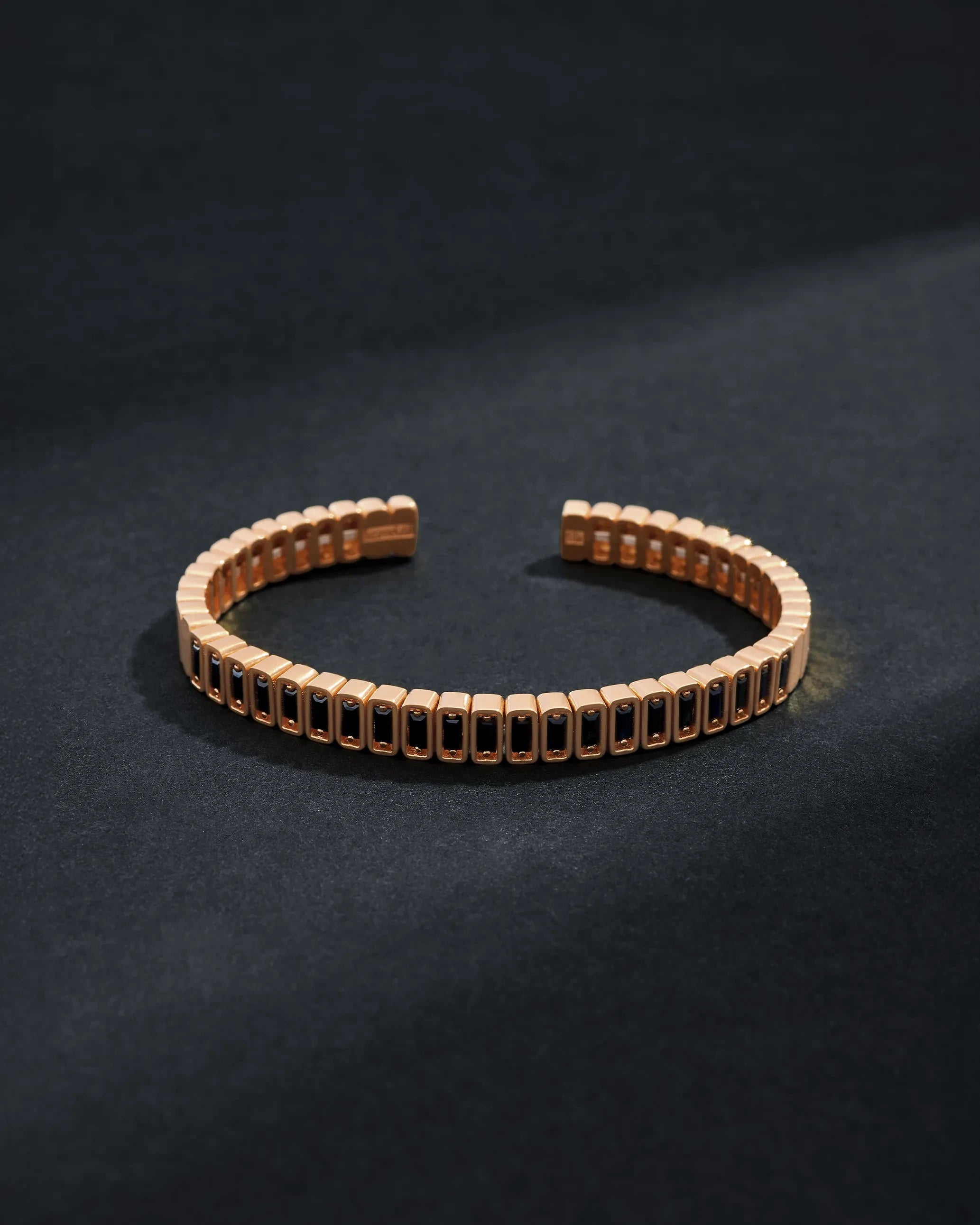 Suzanne Kalan Inlay Large Vertical Black Sapphire Bangle in 18k rose gold
