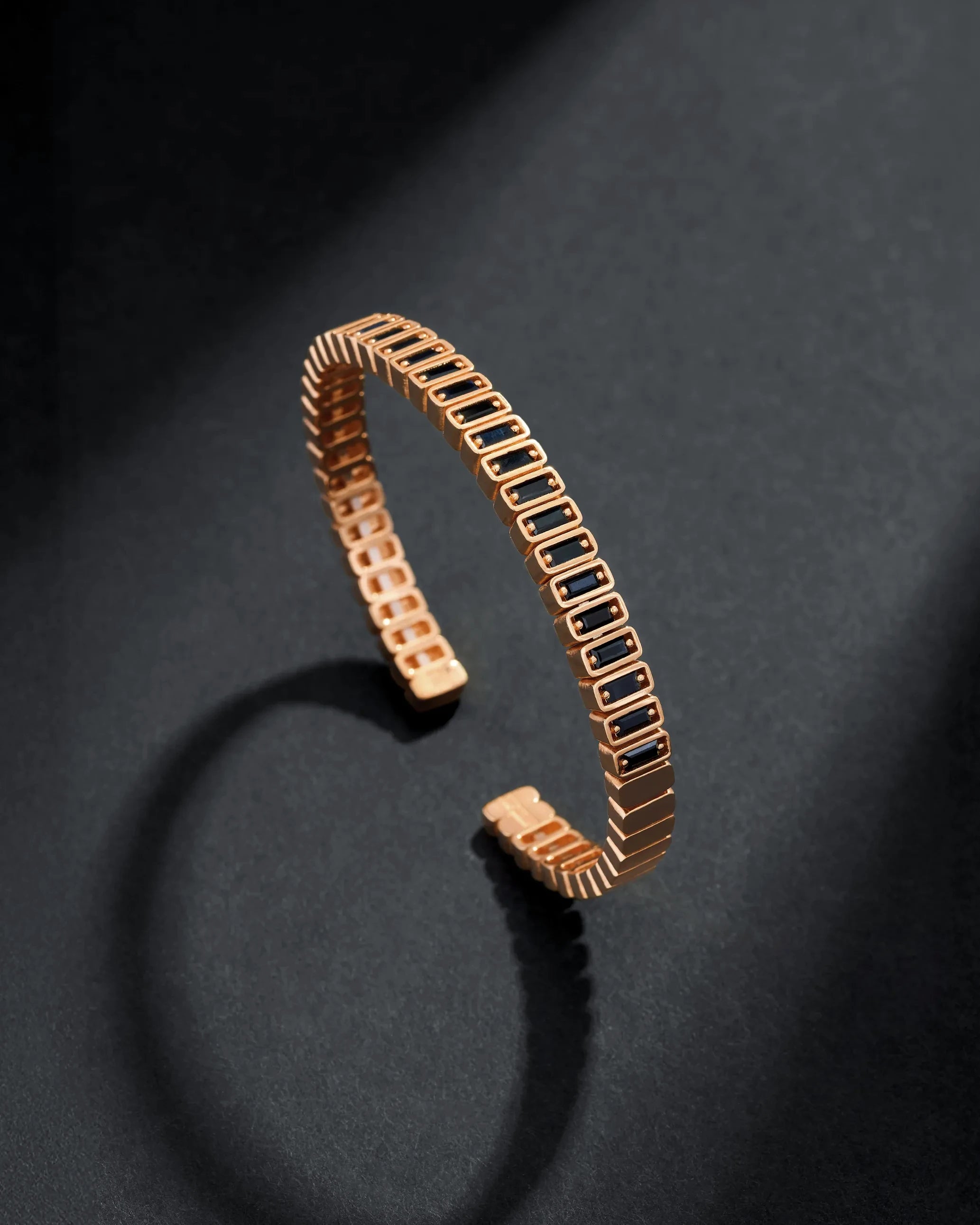 Suzanne Kalan Inlay Large Vertical Black Sapphire Bangle in 18k rose gold