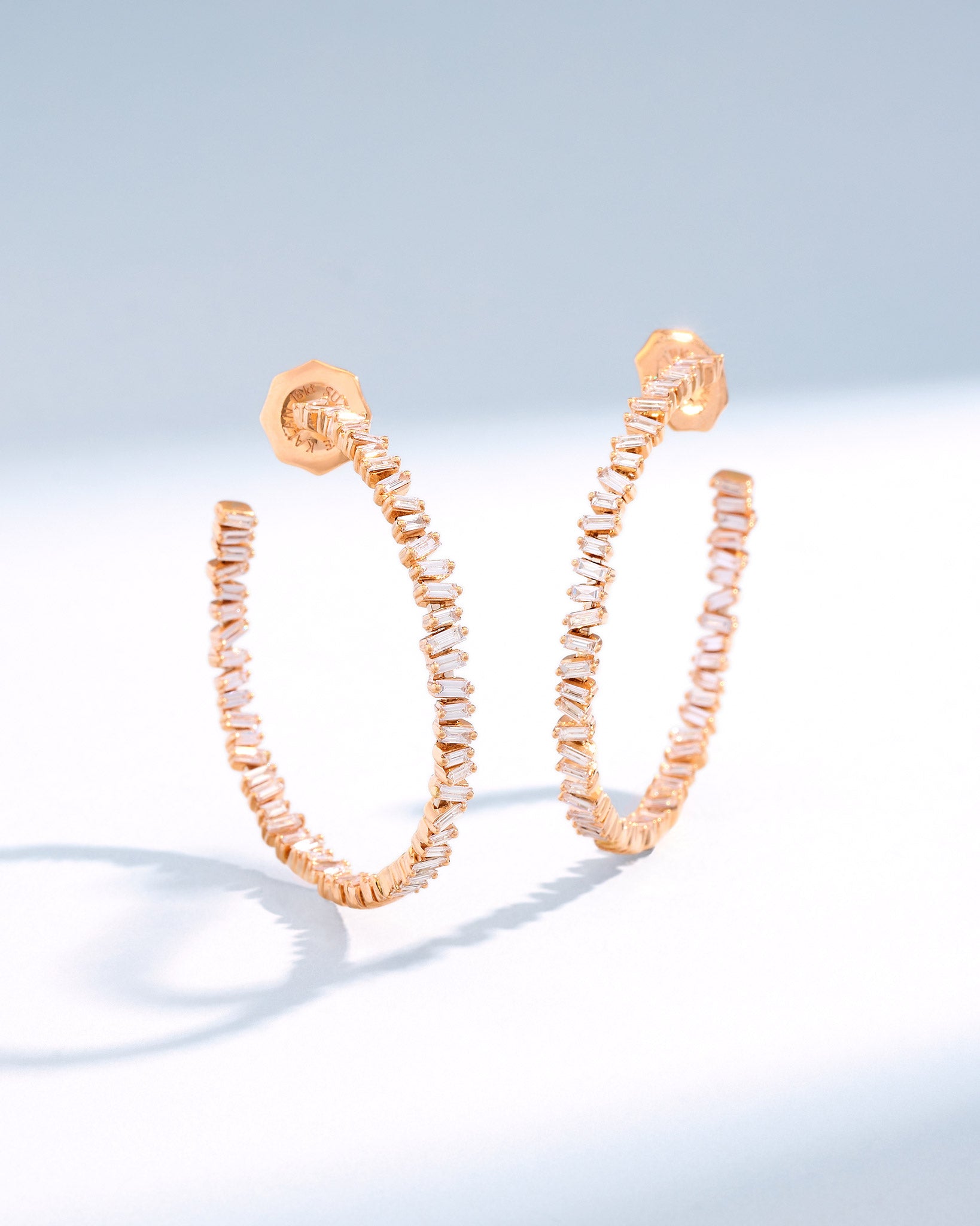 Suzanne Kalan Classic Diamond Midi Hoops in 18k rose gold