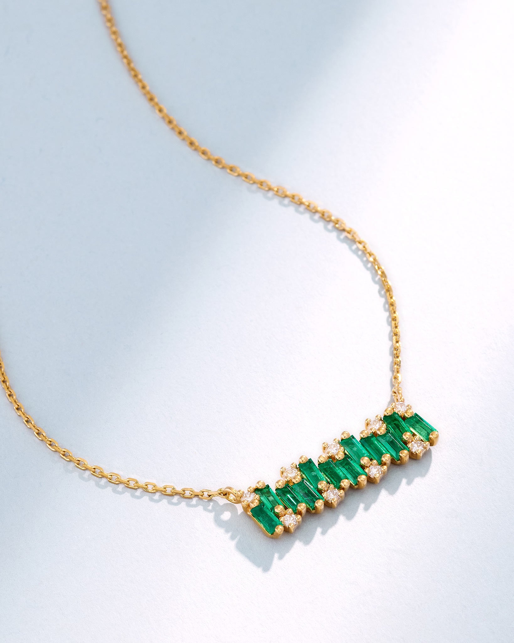 Suzanne Kalan Shimmer Emerald Bar Pendant in 18k yellow gold