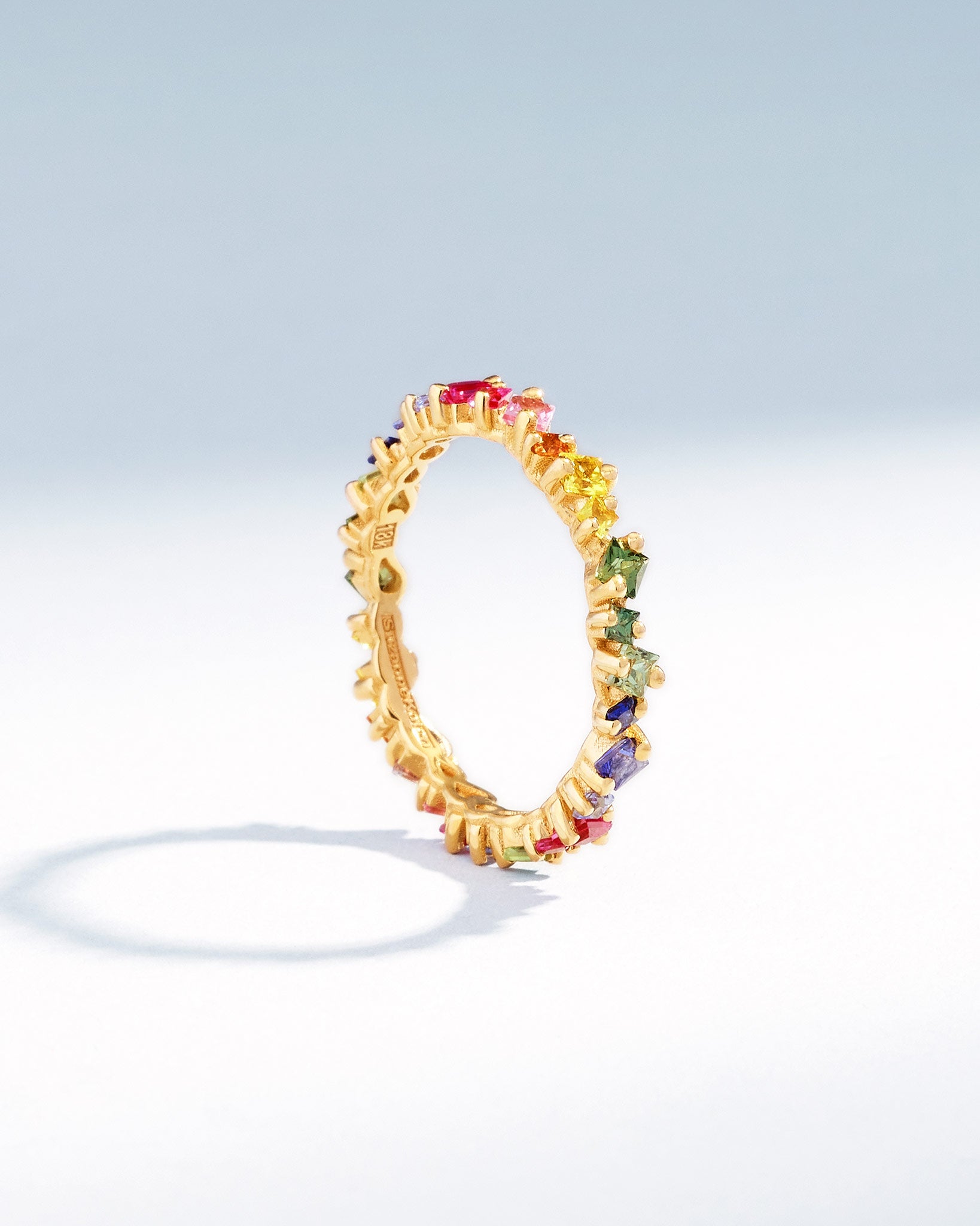 Suzanne Kalan La Fantaisie Cosmic Rainbow Sapphire Eternity Band in 18k yellow gold