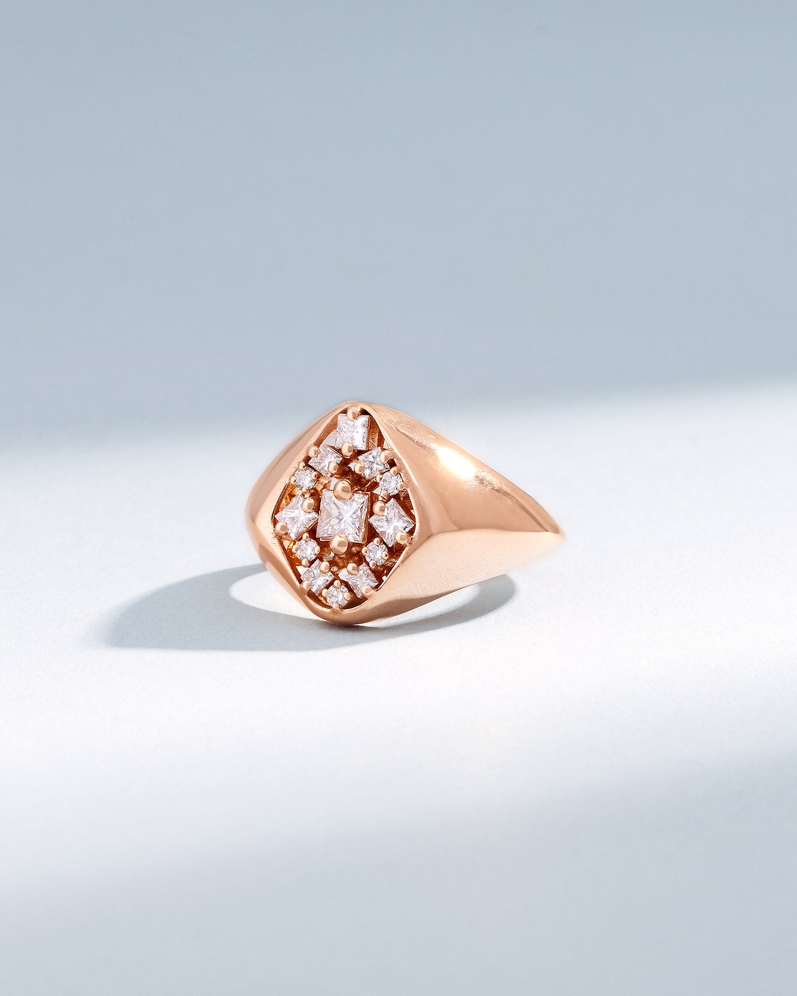 Suzanne Kalan La Fantaisie Star Diamond Signet Ring in 18k rose gold