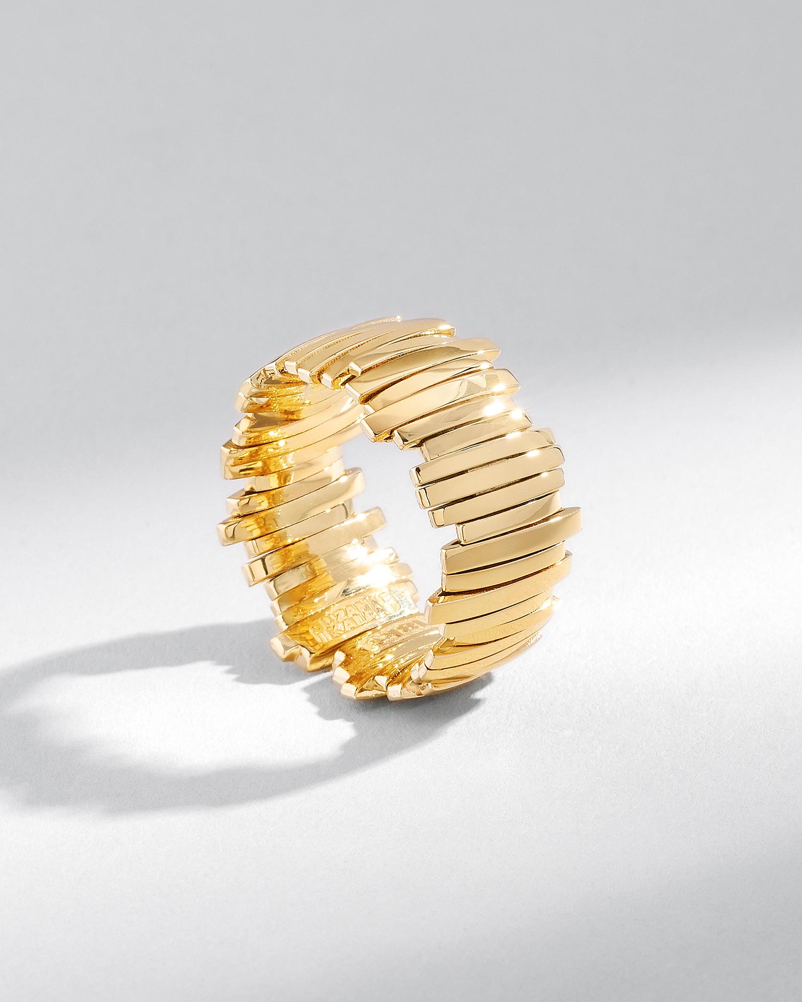 Suzanne Kalan Classic Gold Milli Band in 18k yellow gold