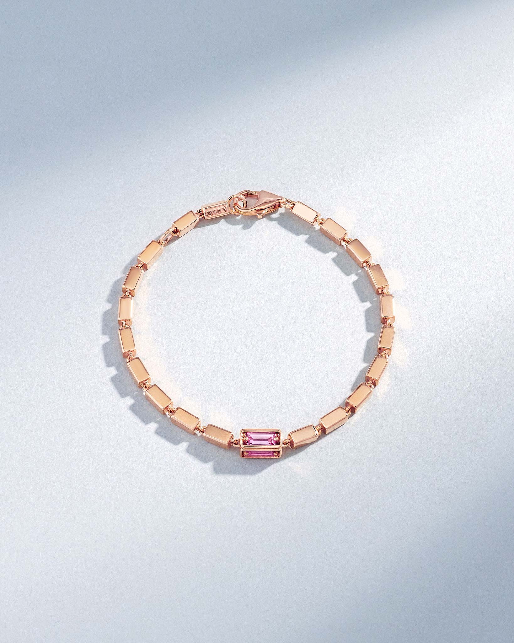 Suzanne Kalan Block-Chain Single Pink Sapphire Thick Bracelet in 18k rose gold