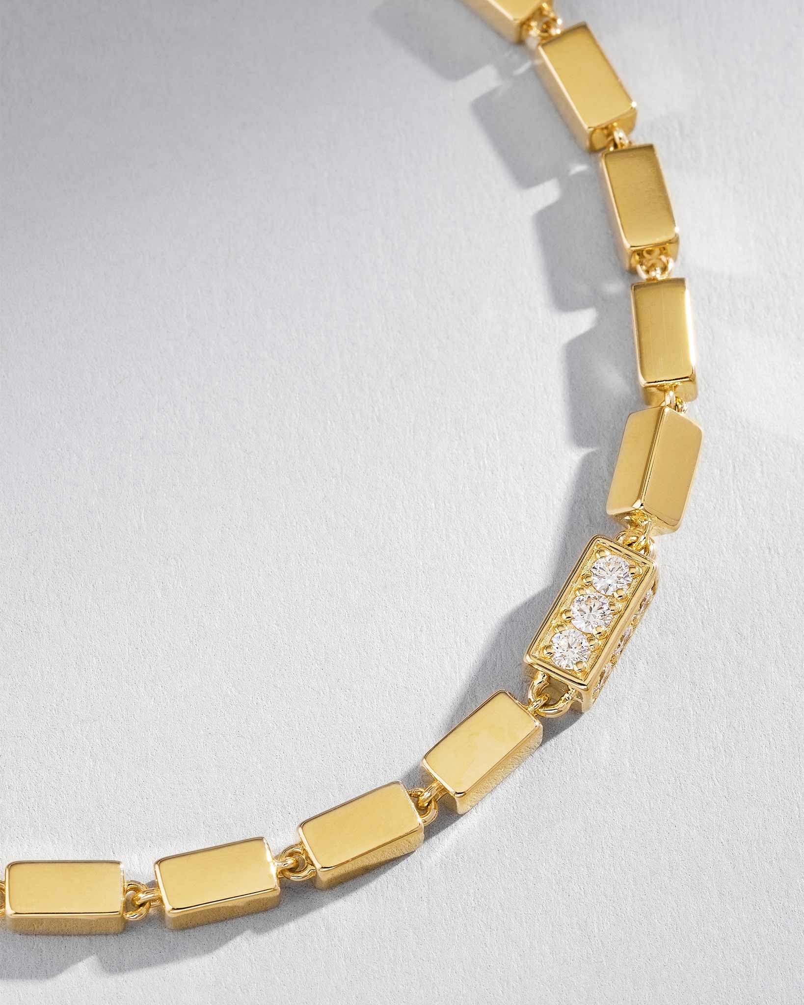 Suzanne Kalan Block-Chain Single Pave Diamond Thick Bracelet in 18k yellow gold