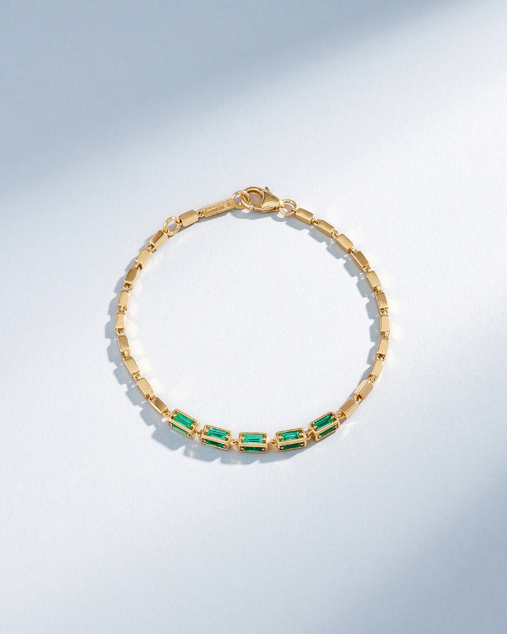 Suzanne Kalan Block-Chain Multi-Emerald Medium Bracelet in 18k yellow gold