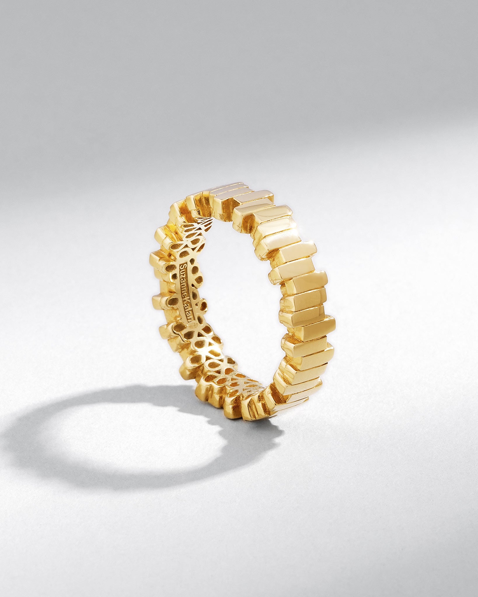 Suzanne Kalan Golden Midi Stacker Band in 18k yellow gold