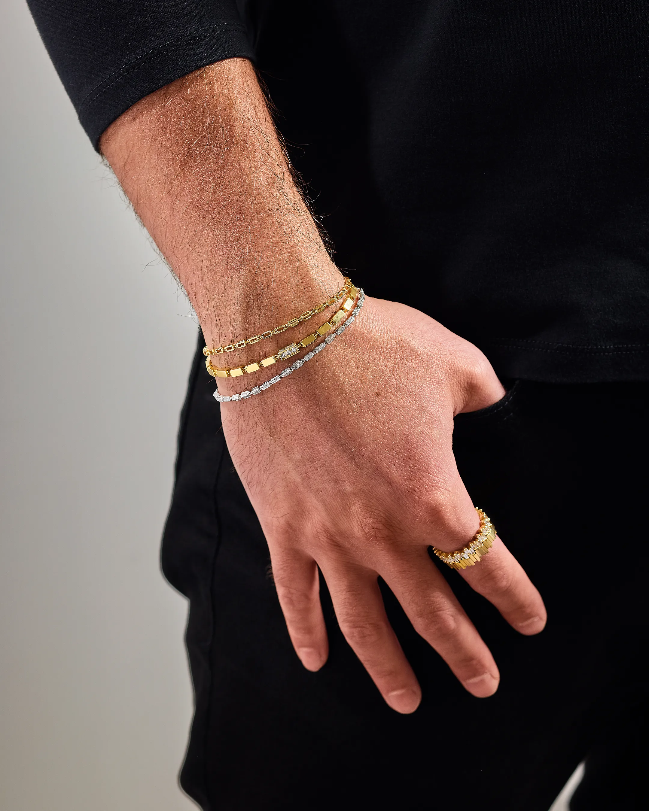Block-Chain Single Pave Diamond Thick Bracelet