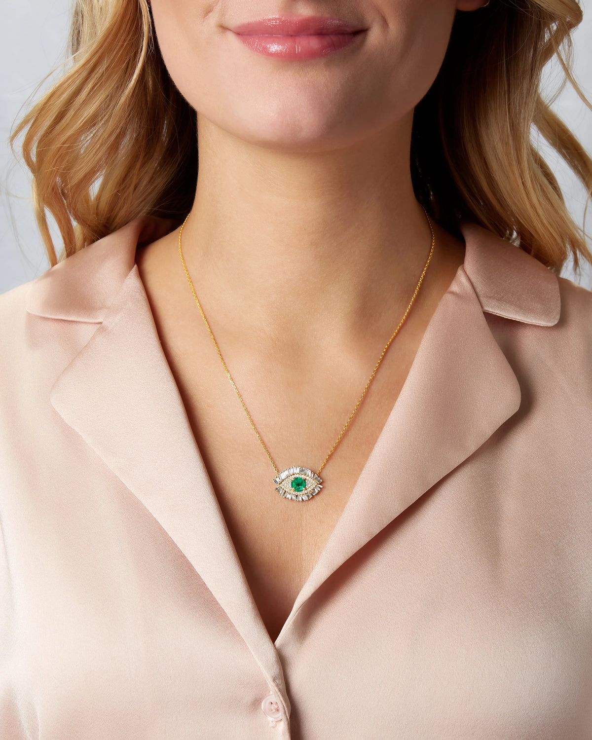 Suzanne Kalan Evil Eye Milli Emerald Full Pavé Pendant in 18k yellow gold