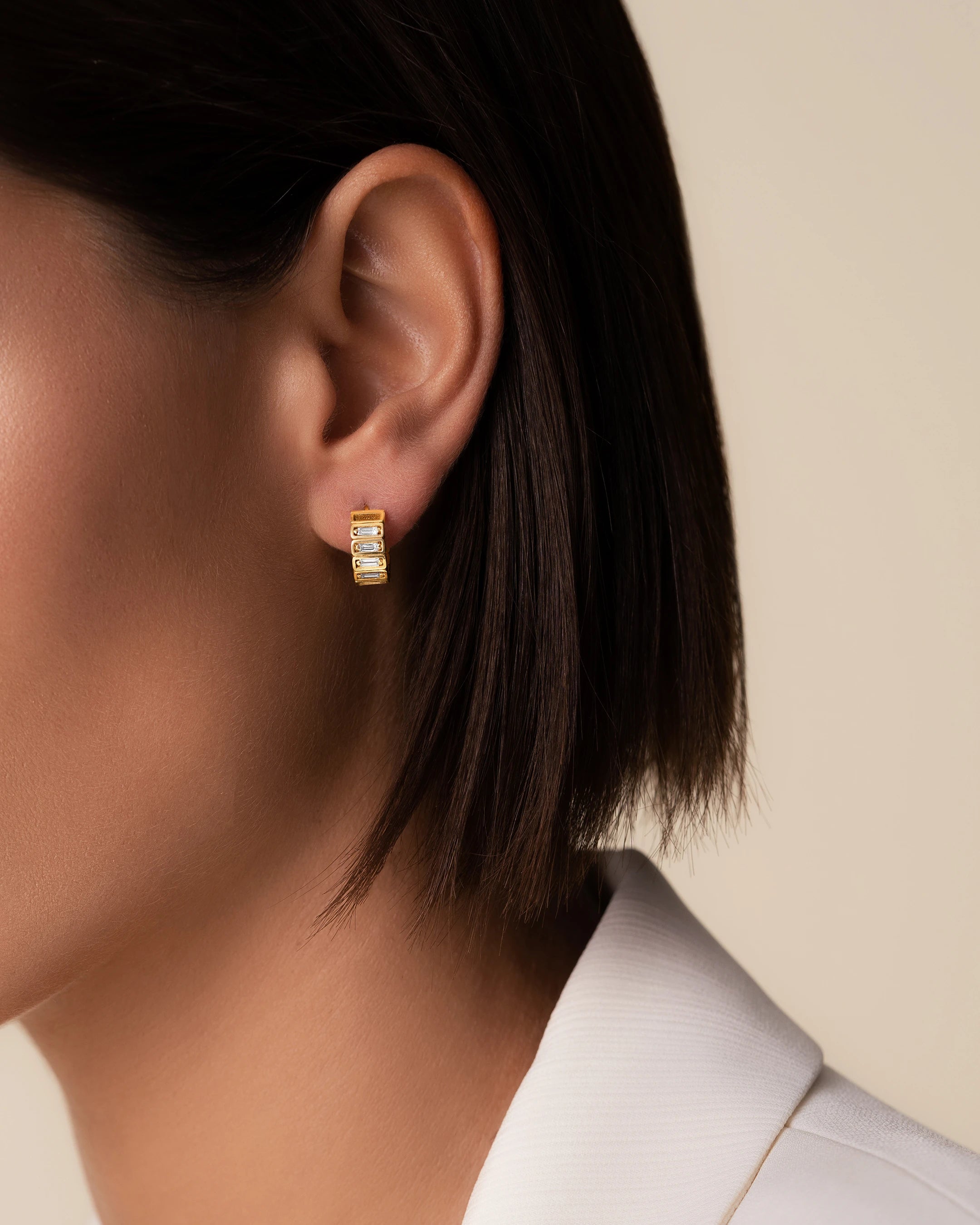Suzanne Kalan Inlay Horizontal Diamond Mini Hoops in 18k yellow gold