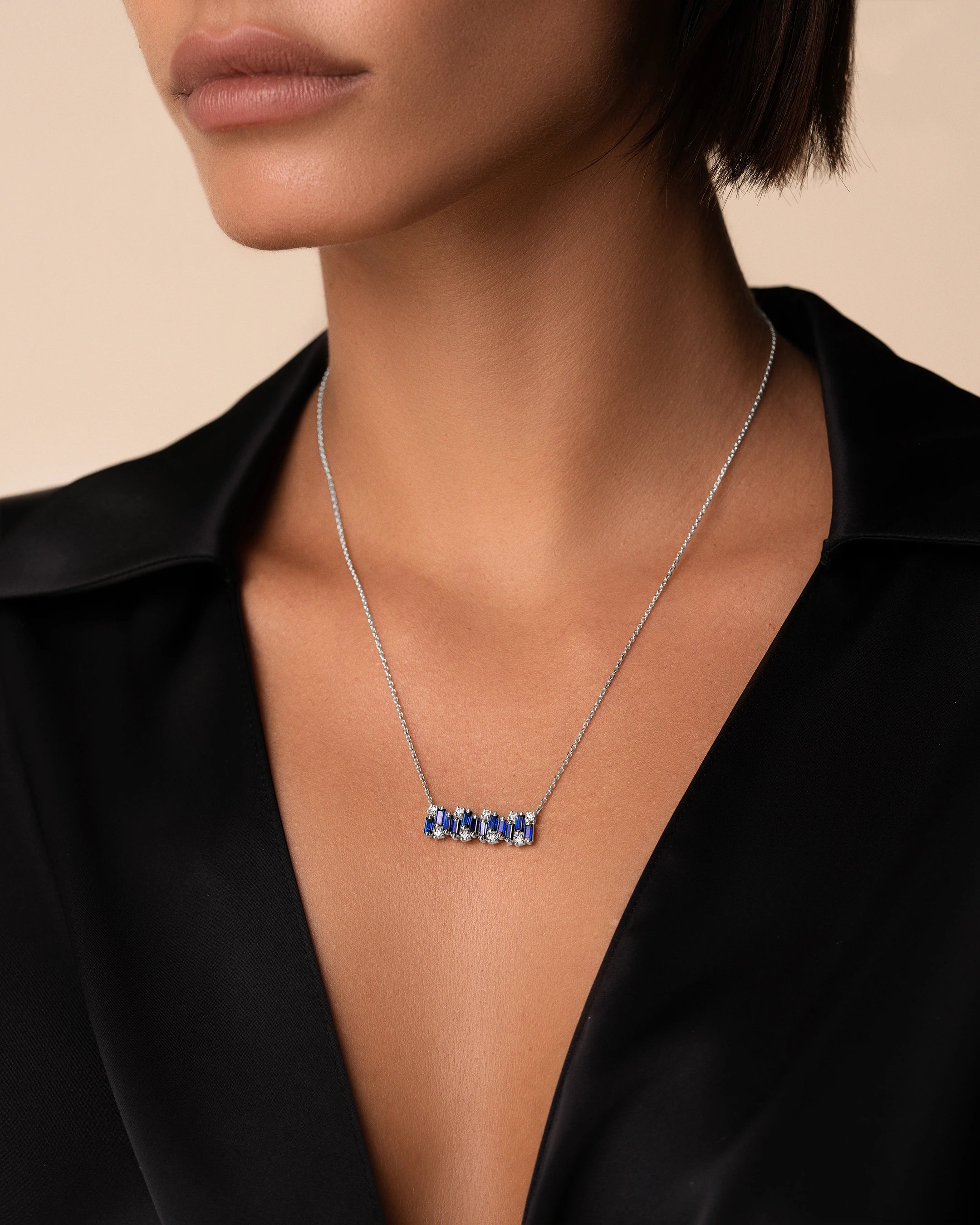 Suzanne Kalan Shimmer Dark Blue Sapphire Bar Pendant in 18k white gold