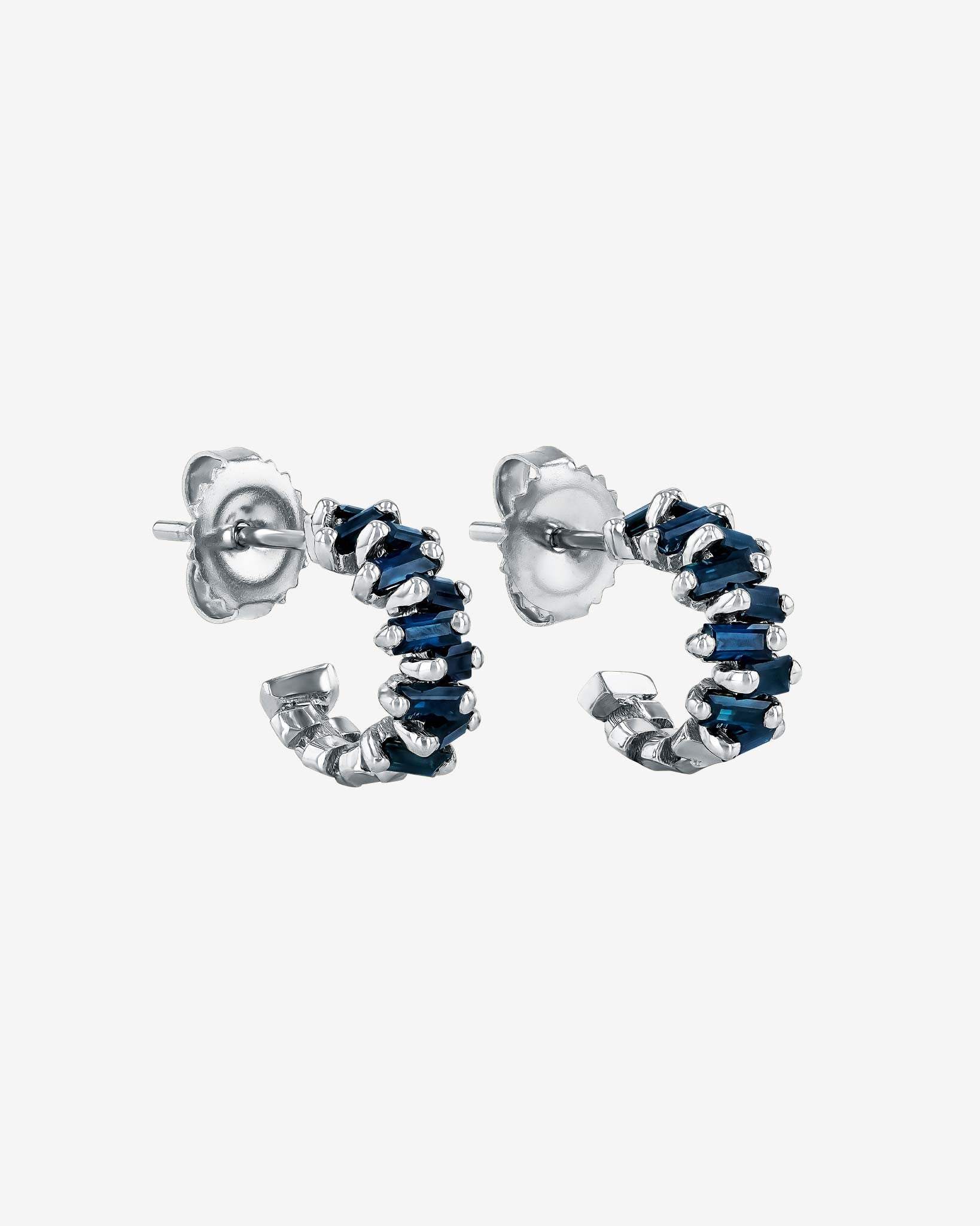 Suzanne Kalan Bold ZigZag Dark Blue Sapphire Mini Hoops in 18k white gold